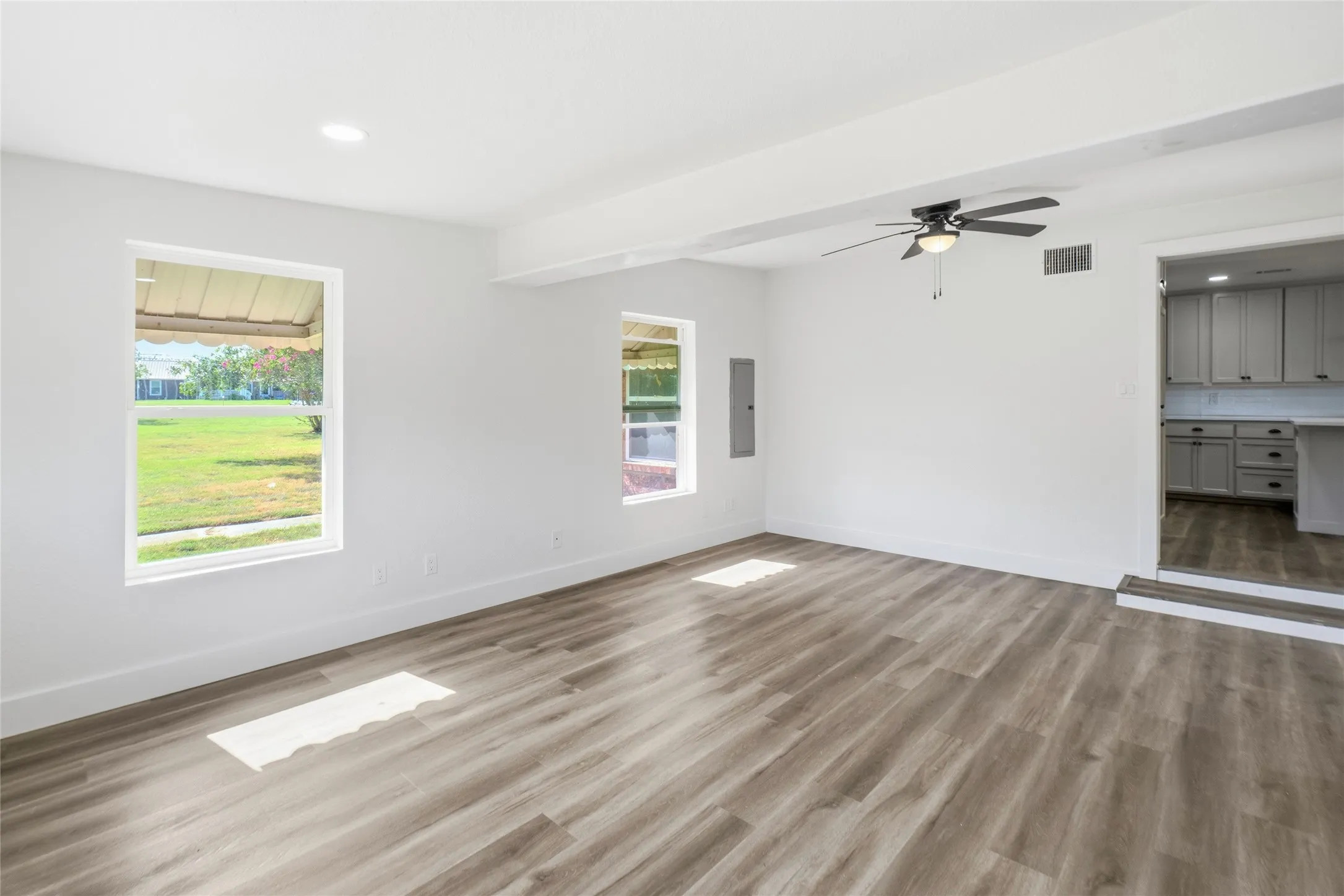 Flex Room