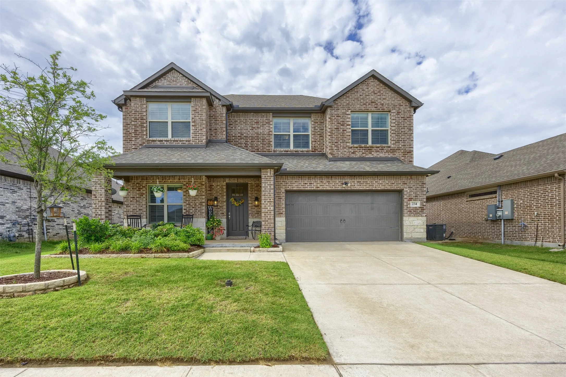 Single Family Residence For Sale in Collin County , 234 Cyprus Grove, Lavon, Texas 75166, 4 Bedrooms, 4 Bathrooms, 2 Garage spaces, 3,041 Sqft, built in 2021, Price $450,000, mls#21258108, Real Estate Agent in Lavon, Homes For Sale in Collin county, Homes For Sale in Lavon, Realtor in Lavon Texas, Real Estate Brokerage Independent Realty Texas, Luminita Cordes Realtor