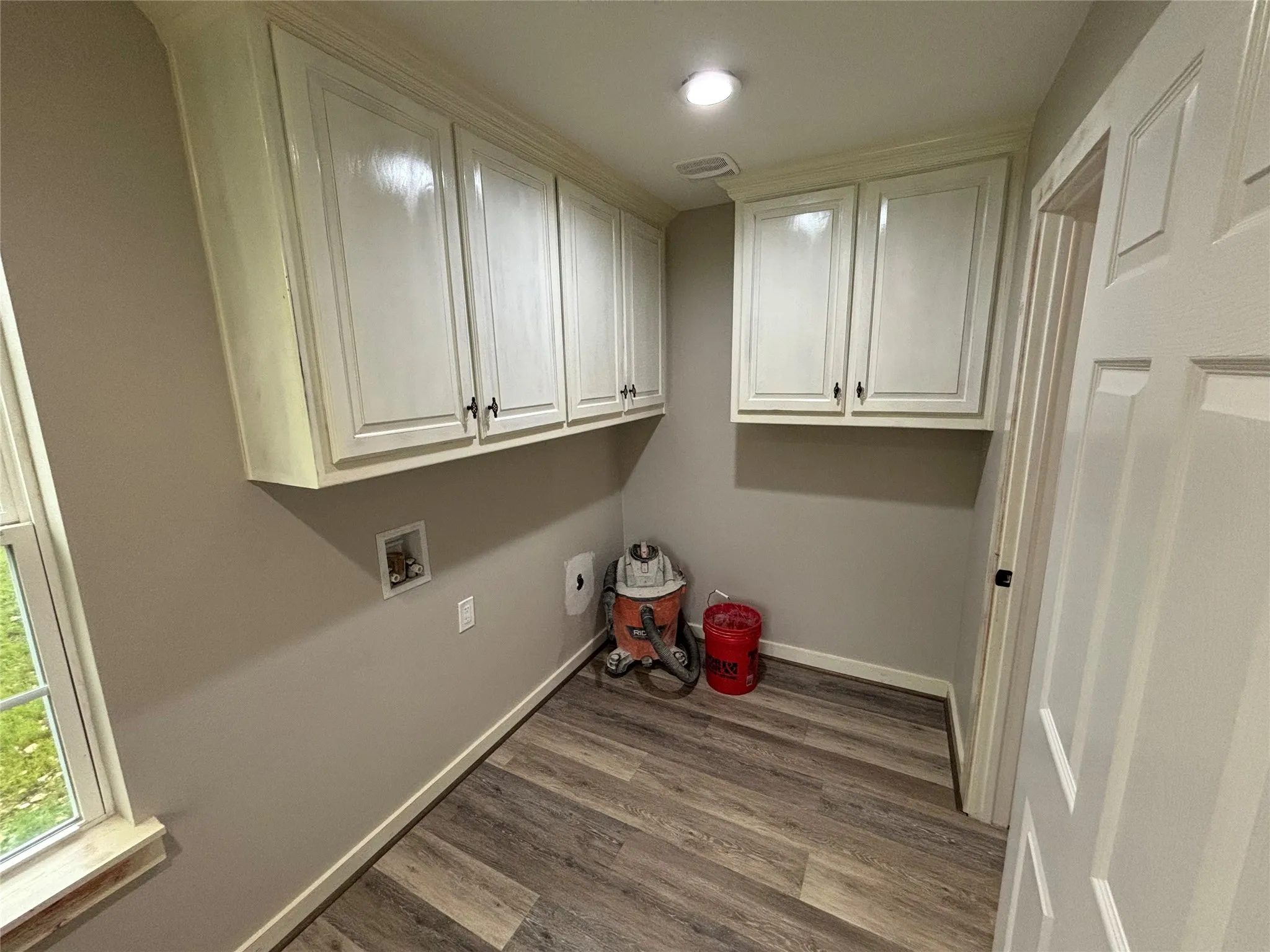 Single Family Residence For Sale in Hill County , 315 S Barry Street, Mertens, Texas 76666, 3 Bedrooms, 2 Bathrooms, Garage spaces, 1,230 Sqft, built in 1945, Price $180,000, mls#21261029, Real Estate Agent in Mertens, Homes For Sale in Hill county, Homes For Sale in Mertens, Realtor in Mertens Texas, Real Estate Brokerage Independent Realty Texas, Luminita Cordes Realtor