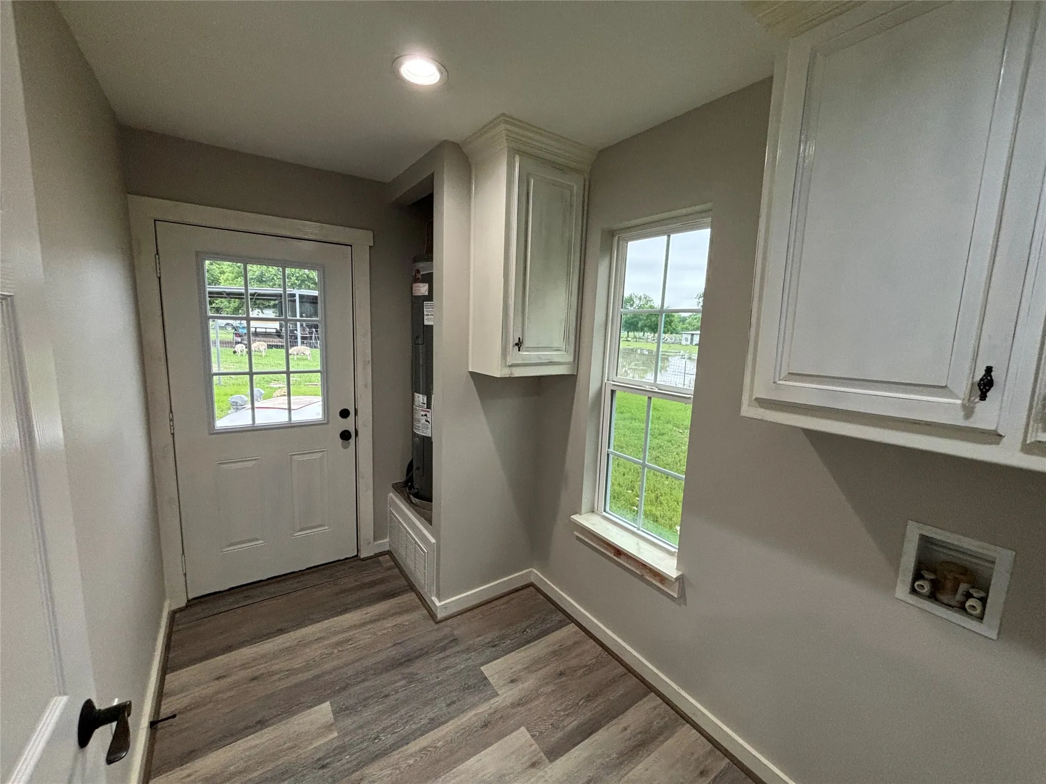 Single Family Residence For Sale in Hill County , 315 S Barry Street, Mertens, Texas 76666, 3 Bedrooms, 2 Bathrooms, Garage spaces, 1,230 Sqft, built in 1945, Price $180,000, mls#21261029, Real Estate Agent in Mertens, Homes For Sale in Hill county, Homes For Sale in Mertens, Realtor in Mertens Texas, Real Estate Brokerage Independent Realty Texas, Luminita Cordes Realtor