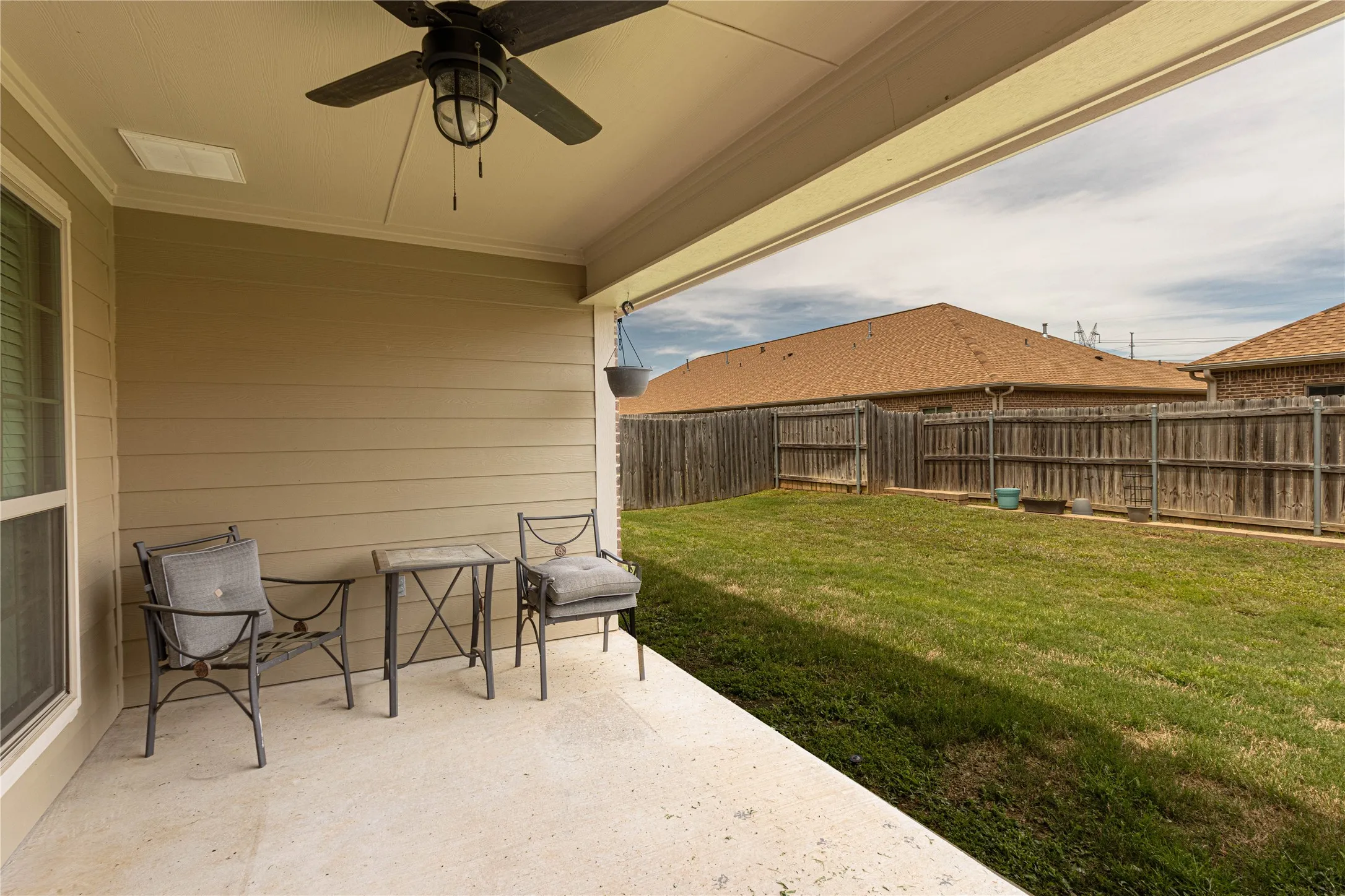 Condominium For Sale in Smith County , 815 E Grande Boulevard T101, Tyler, Texas 75703, 3 Bedrooms, 2 Bathrooms, 2 Garage spaces, 1,612 Sqft, built in 2021, Price $289,000, mls#21260930, Real Estate Agent in Tyler, Homes For Sale in Smith county, Homes For Sale in Tyler, Realtor in Tyler Texas, Real Estate Brokerage Independent Realty Texas, Luminita Cordes Realtor