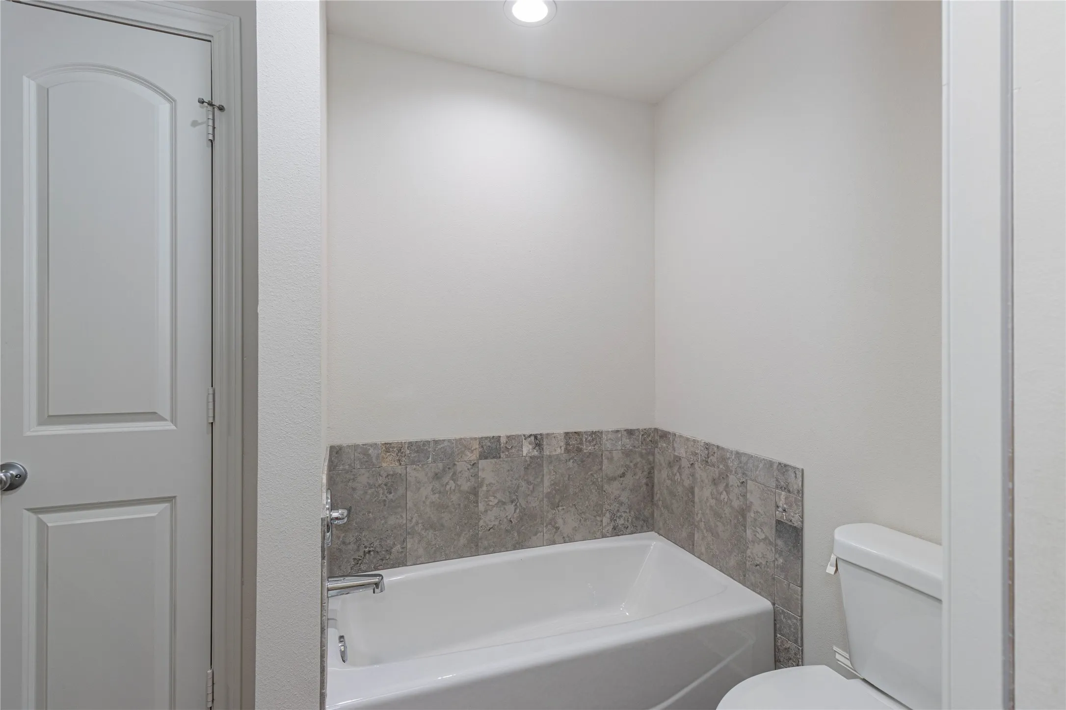 Condominium For Sale in Smith County , 815 E Grande Boulevard T101, Tyler, Texas 75703, 3 Bedrooms, 2 Bathrooms, 2 Garage spaces, 1,612 Sqft, built in 2021, Price $289,000, mls#21260930, Real Estate Agent in Tyler, Homes For Sale in Smith county, Homes For Sale in Tyler, Realtor in Tyler Texas, Real Estate Brokerage Independent Realty Texas, Luminita Cordes Realtor