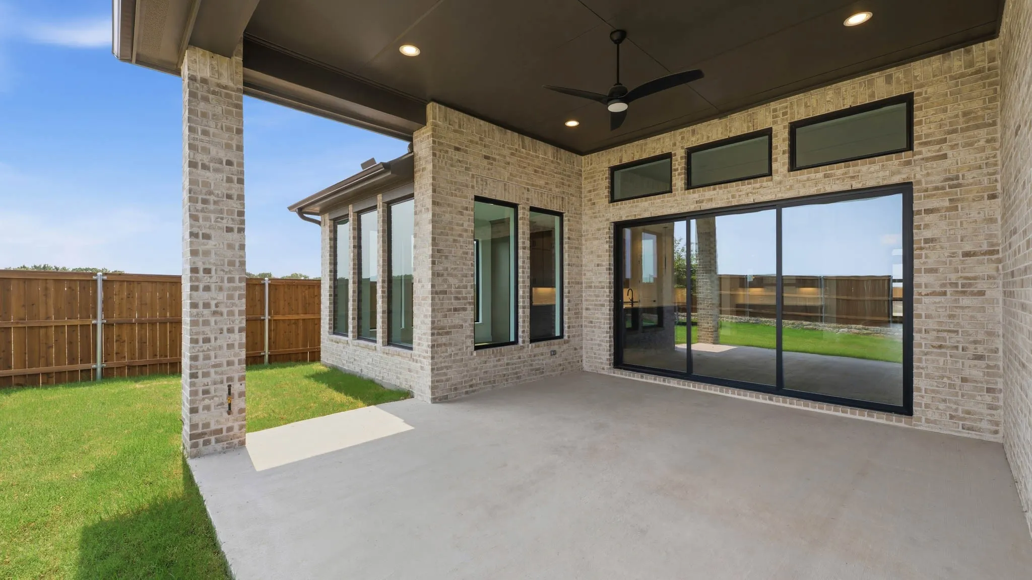 Single Family Residence For Sale in Collin County , 2624 Candy Ride Drive, Celina, Texas 75009, 4 Bedroom, 4 Bathroom, 3 Garage spaces, 2,991 Sqft, built in 2026, New Construction - Incomplete, mls#21261048, Real Estate Agent in Celina, Homes For Sale in Collin county, Homes For Sale in Celina, Realtor in Celina Texas, Real Estate Brokerage Independent Realty Texas, Luminita Cordes Realtor