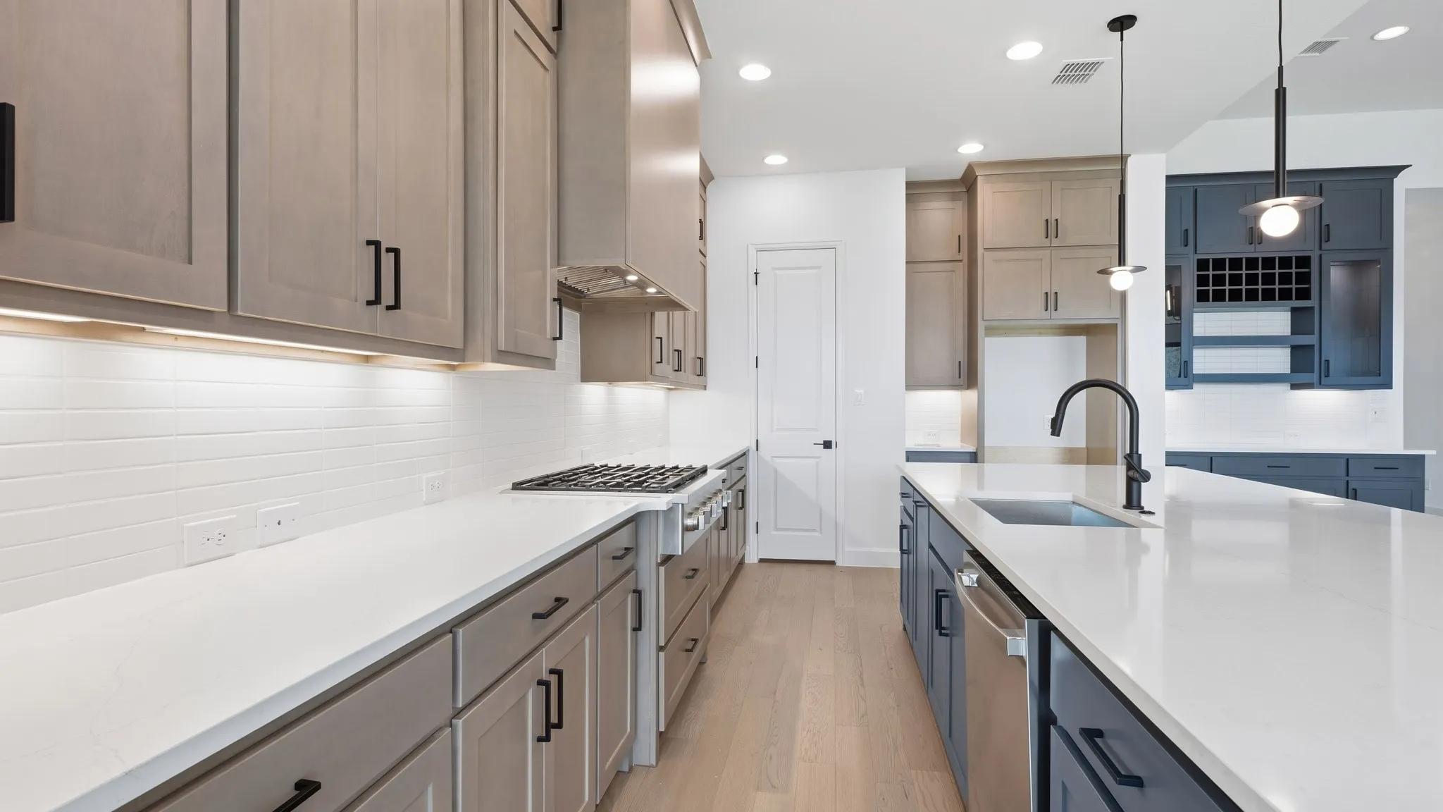 Single Family Residence For Sale in Collin County , 2624 Candy Ride Drive, Celina, Texas 75009, 4 Bedroom, 4 Bathroom, 3 Garage spaces, 2,991 Sqft, built in 2026, New Construction - Incomplete, mls#21261048, Real Estate Agent in Celina, Homes For Sale in Collin county, Homes For Sale in Celina, Realtor in Celina Texas, Real Estate Brokerage Independent Realty Texas, Luminita Cordes Realtor
