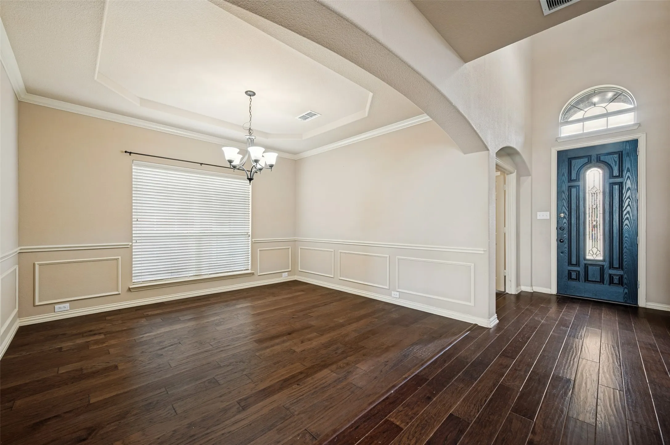 Dining accommodations for holidays