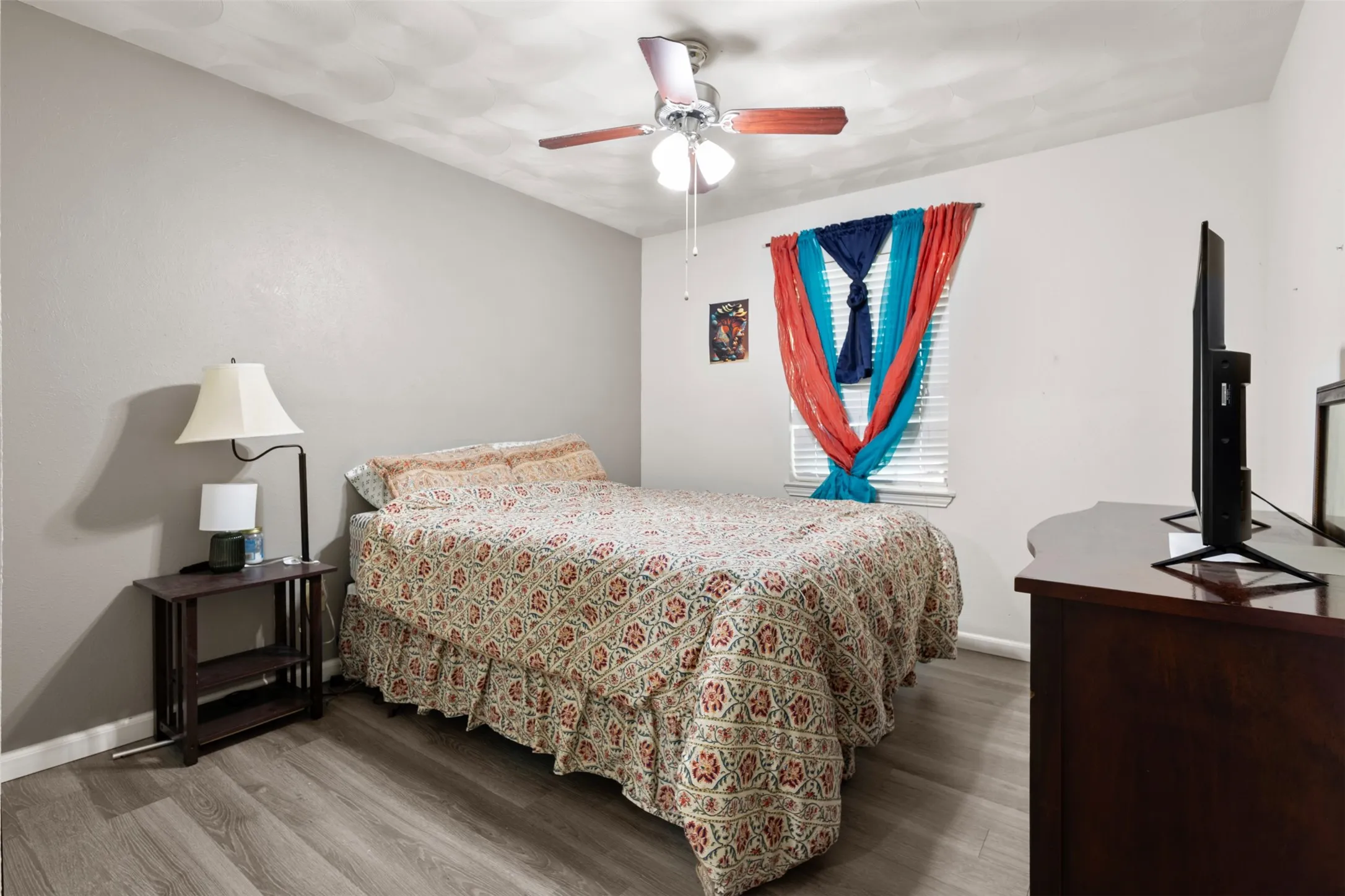 Single Family Residence For Sale in Dallas County , 214 S Alexander Avenue, Duncanville, Texas 75116, 4 Bedrooms, 3 Bathrooms, 2 Garage spaces, 1,858 Sqft, built in 1966, Price $314,000, mls#21260373, Real Estate Agent in Duncanville, Homes For Sale in Dallas county, Homes For Sale in Duncanville, Realtor in Duncanville Texas, Real Estate Brokerage Independent Realty Texas, Luminita Cordes Realtor