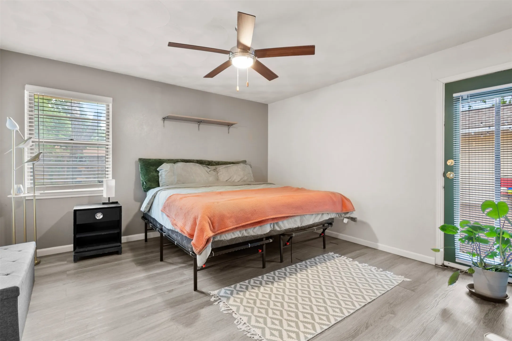 Single Family Residence For Sale in Dallas County , 214 S Alexander Avenue, Duncanville, Texas 75116, 4 Bedrooms, 3 Bathrooms, 2 Garage spaces, 1,858 Sqft, built in 1966, Price $314,000, mls#21260373, Real Estate Agent in Duncanville, Homes For Sale in Dallas county, Homes For Sale in Duncanville, Realtor in Duncanville Texas, Real Estate Brokerage Independent Realty Texas, Luminita Cordes Realtor
