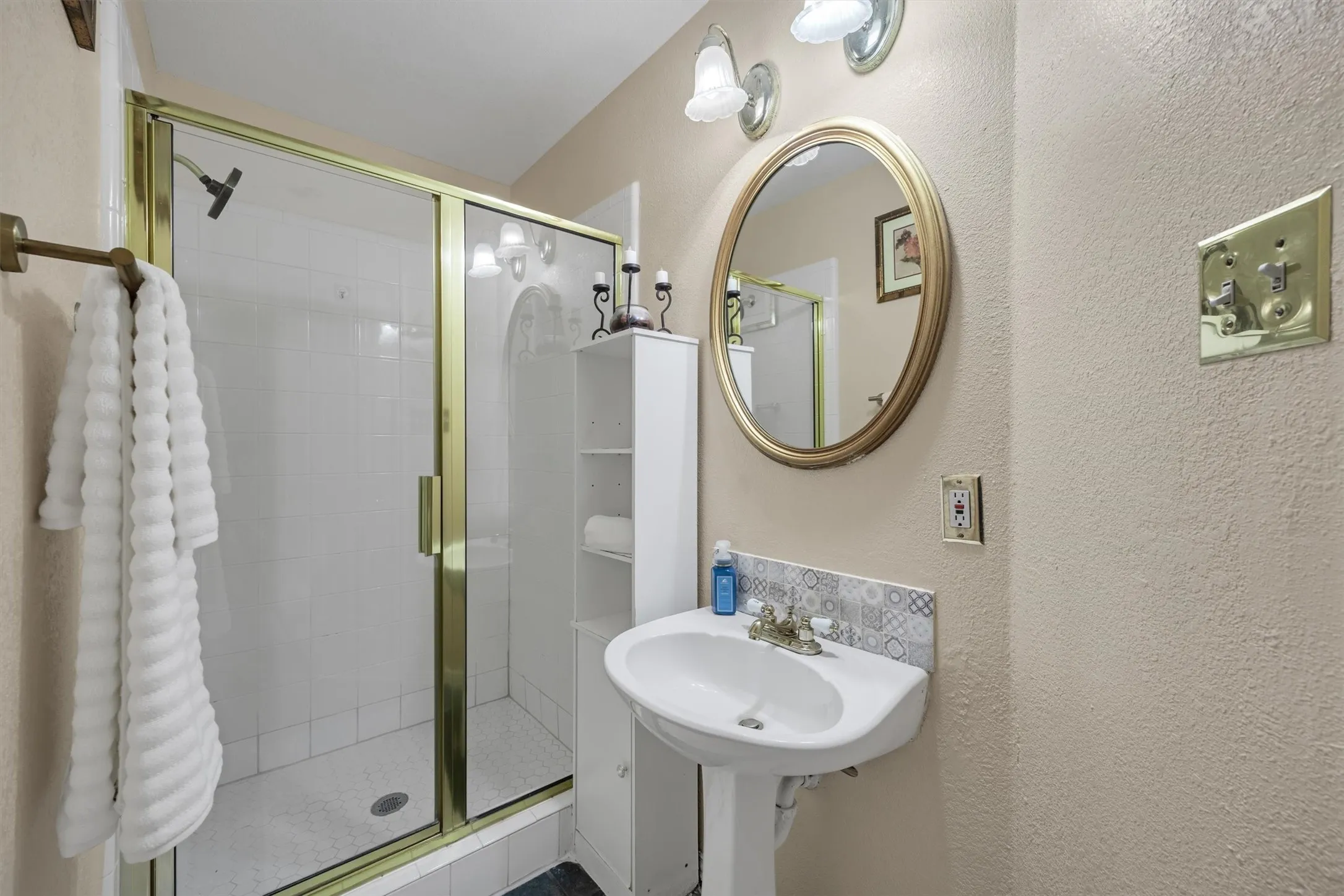 Downstairs Half Bath