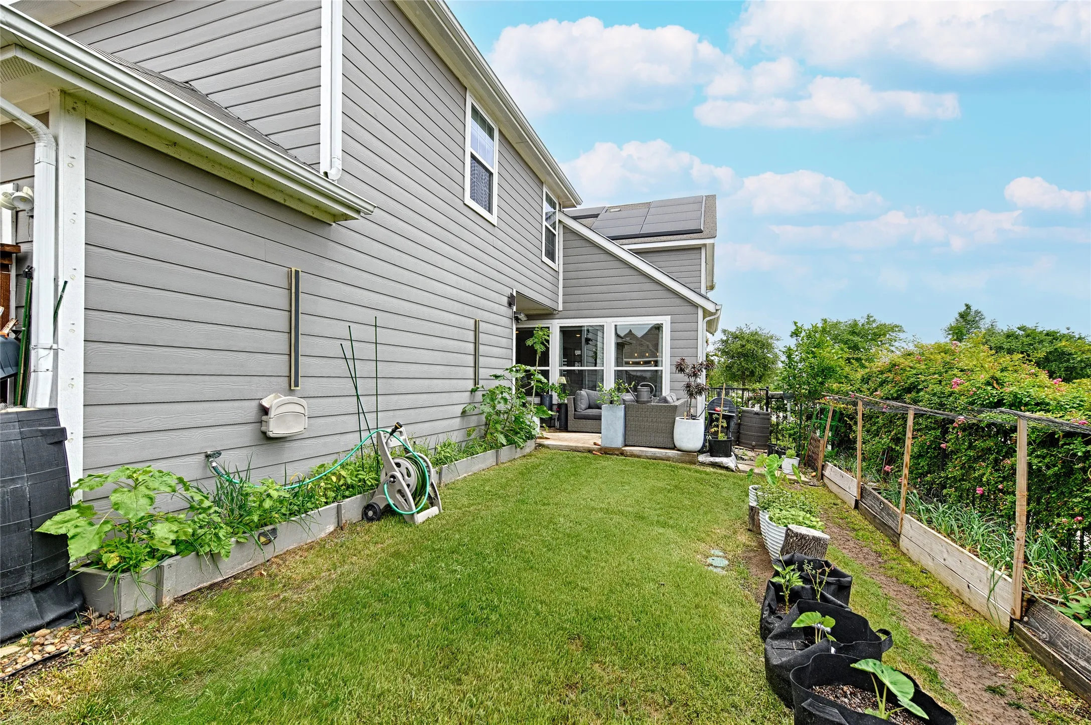 Single Family Residence For Sale in Dallas County , 3506 Betty Mews, Rowlett, Texas 75089, 5 Bedroom, 3 Bathroom, 2 Garage spaces, 2,653 Sqft, built in 2020, Preowned, mls#21260770, Real Estate Agent in Rowlett, Homes For Sale in Dallas county, Homes For Sale in Rowlett, Realtor in Rowlett Texas, Real Estate Brokerage Independent Realty Texas, Luminita Cordes Realtor
