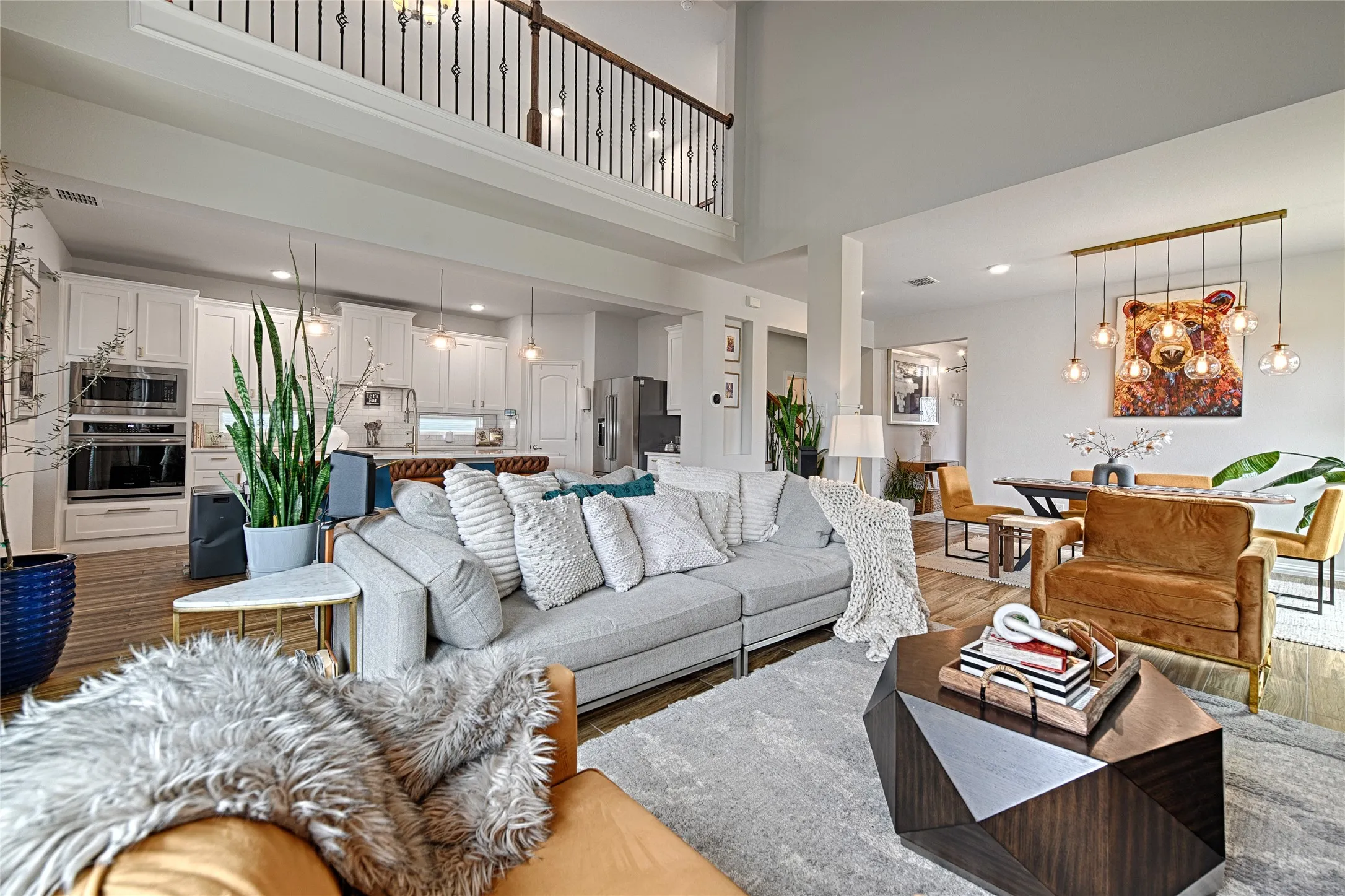 Single Family Residence For Sale in Dallas County , 3506 Betty Mews, Rowlett, Texas 75089, 5 Bedroom, 3 Bathroom, 2 Garage spaces, 2,653 Sqft, built in 2020, Preowned, mls#21260770, Real Estate Agent in Rowlett, Homes For Sale in Dallas county, Homes For Sale in Rowlett, Realtor in Rowlett Texas, Real Estate Brokerage Independent Realty Texas, Luminita Cordes Realtor