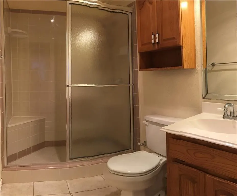 Single Family Residence For Rent in Dallas County , 1828 Angelina Drive, Garland, Texas 75040, 3 Bedrooms, 2 Bathrooms, 1 Garage spaces, 1,414 Sqft, built in 1979, Preowned, Price $2,000, mls#21261085, Real Estate Agent in Garland, Homes For Rent in Dallas county, Homes For Rent in Garland, Realtor in Garland Texas, Real Estate Brokerage Independent Realty Texas, Luminita Cordes Realtor