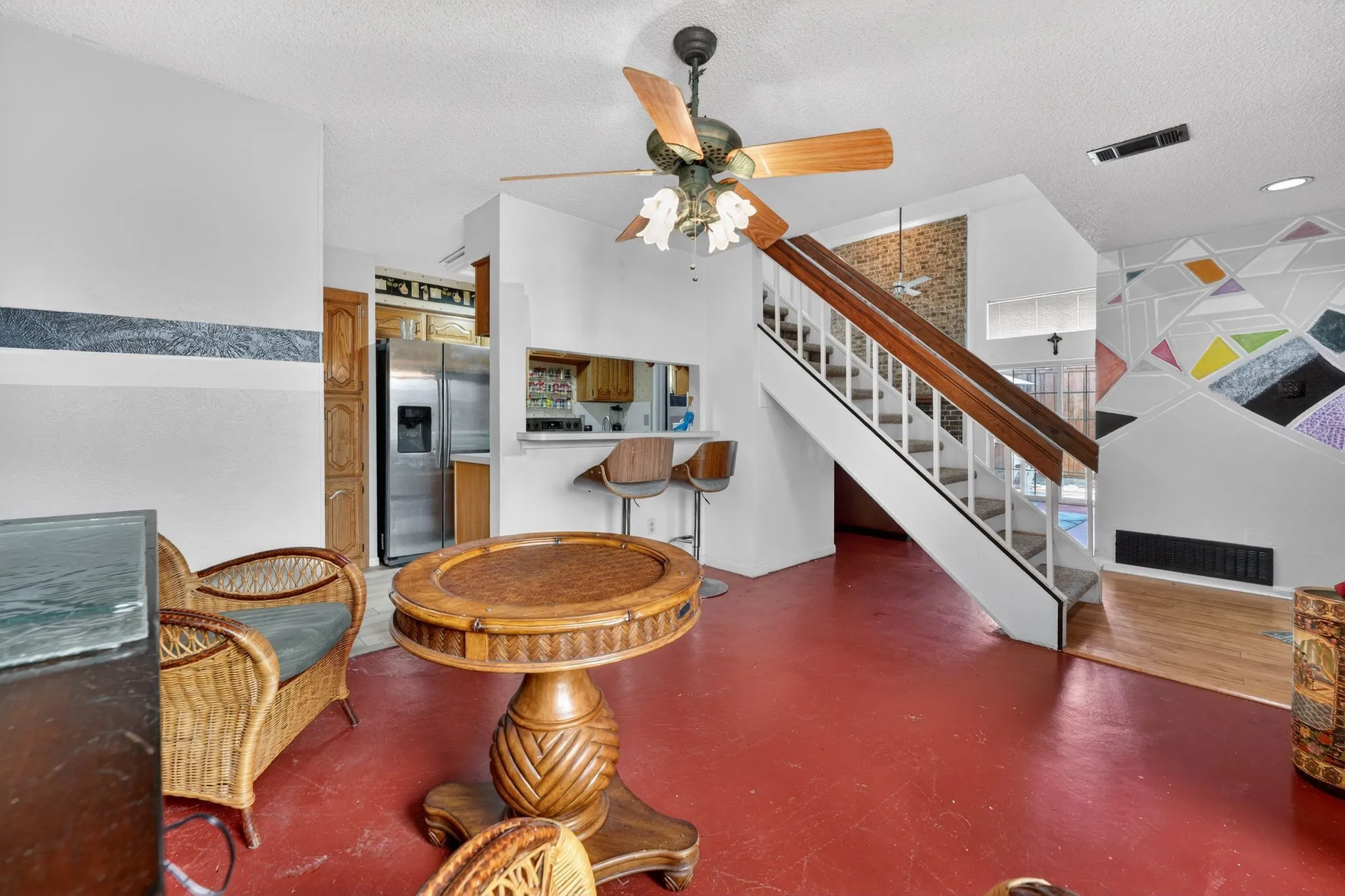 Single Family Residence For Sale in Dallas County , 2416 Mira Drive, Garland, Texas 75044, 2 Bedrooms, 2 Bathrooms, 2 Garage spaces, 1,440 Sqft, built in 1982, Price $264,000, mls#21261066, Real Estate Agent in Garland, Homes For Sale in Dallas county, Homes For Sale in Garland, Realtor in Garland Texas, Real Estate Brokerage Independent Realty Texas, Luminita Cordes Realtor