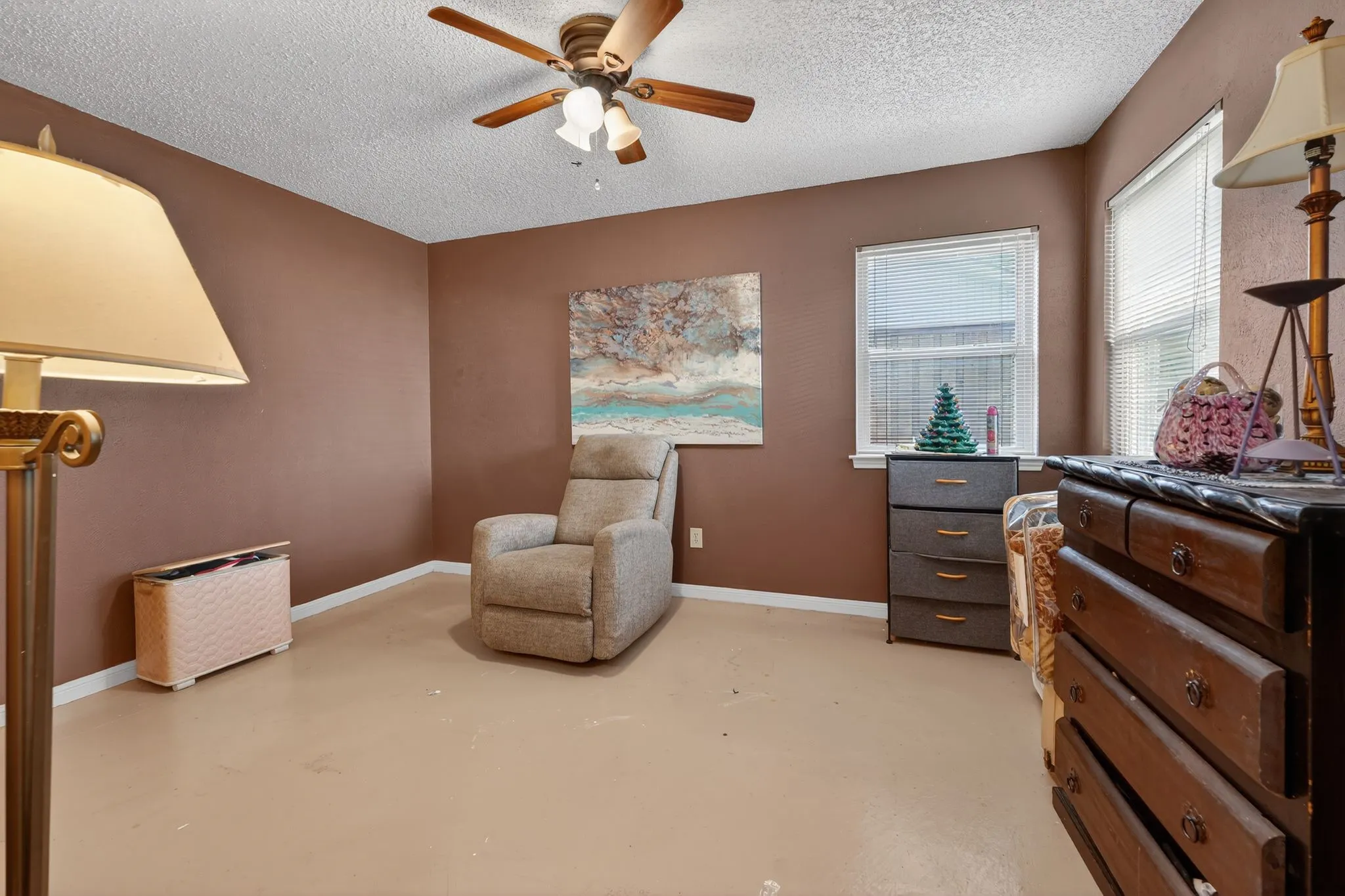 Single Family Residence For Sale in Dallas County , 2416 Mira Drive, Garland, Texas 75044, 2 Bedrooms, 2 Bathrooms, 2 Garage spaces, 1,440 Sqft, built in 1982, Price $264,000, mls#21261066, Real Estate Agent in Garland, Homes For Sale in Dallas county, Homes For Sale in Garland, Realtor in Garland Texas, Real Estate Brokerage Independent Realty Texas, Luminita Cordes Realtor