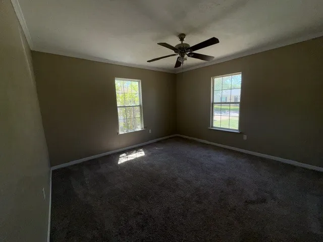 Single Family Residence For Sale in Wichita County , 513 W Inwood Drive, Wichita Falls, Texas 76301, 3 Bedroom, 2 Bathroom, Garage spaces, 1,216 Sqft, built in 1949, Preowned, mls#21259828, Real Estate Agent in Wichita Falls, Homes For Sale in Wichita county, Homes For Sale in Wichita Falls, Realtor in Wichita Falls Texas, Real Estate Brokerage Independent Realty Texas, Luminita Cordes Realtor