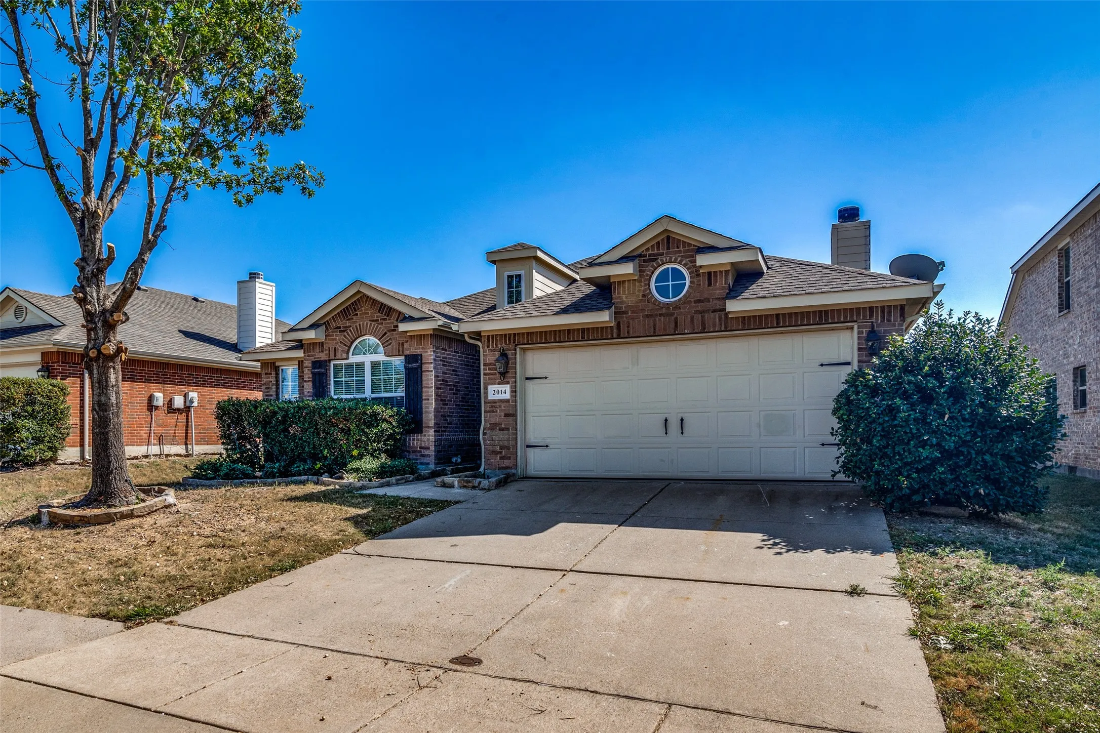 Single Family Residence For Rent in Kaufman County , 2014 Zavala, Forney, Texas 75126, 3 Bedroom, 2 Bathroom, 2 Garage spaces, 1,616 Sqft, built in 2008, Preowned, Price $1,800, mls#21261142, Real Estate Agent in Forney, Homes For Rent in Kaufman county, Homes For Rent in Forney, Realtor in Forney Texas, Real Estate Brokerage Independent Realty Texas, Luminita Cordes Realtor