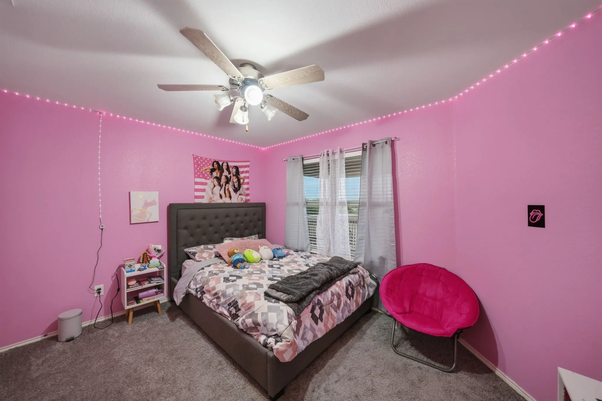 Single Family Residence For Sale in Dallas County , 6430 Meadowcrest Lane, Sachse, Texas 75048, 4 Bedrooms, 3 Bathrooms, 2 Garage spaces, 2,943 Sqft, built in 2004, Price $500,000, mls#21253156, Real Estate Agent in Sachse, Homes For Sale in Dallas county, Homes For Sale in Sachse, Realtor in Sachse Texas, Real Estate Brokerage Independent Realty Texas, Luminita Cordes Realtor