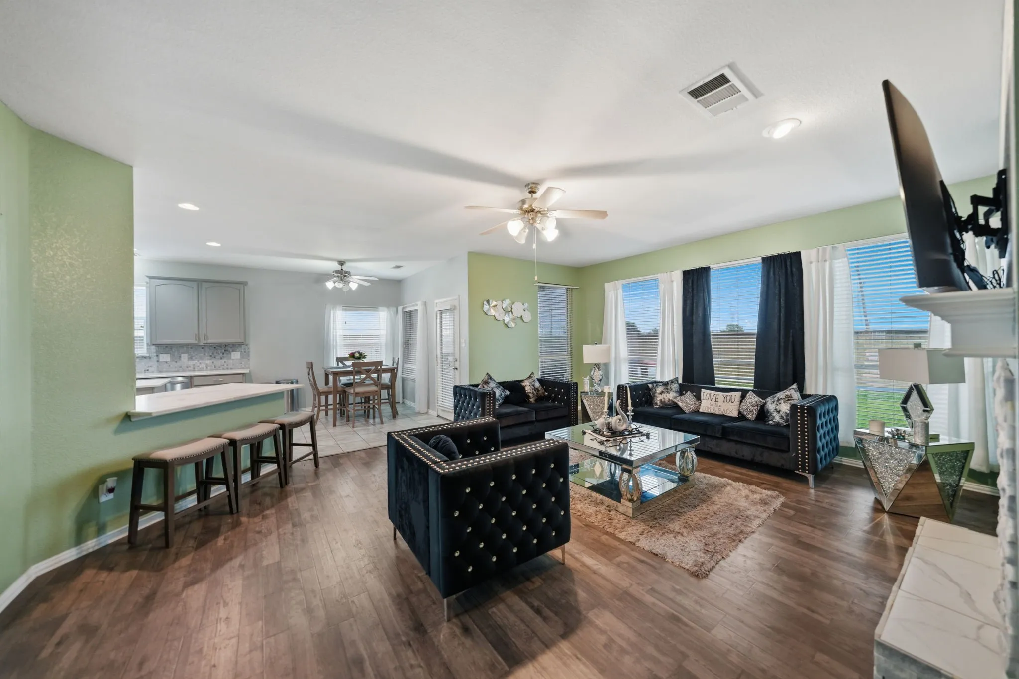 Single Family Residence For Sale in Dallas County , 6430 Meadowcrest Lane, Sachse, Texas 75048, 4 Bedrooms, 3 Bathrooms, 2 Garage spaces, 2,943 Sqft, built in 2004, Price $500,000, mls#21253156, Real Estate Agent in Sachse, Homes For Sale in Dallas county, Homes For Sale in Sachse, Realtor in Sachse Texas, Real Estate Brokerage Independent Realty Texas, Luminita Cordes Realtor