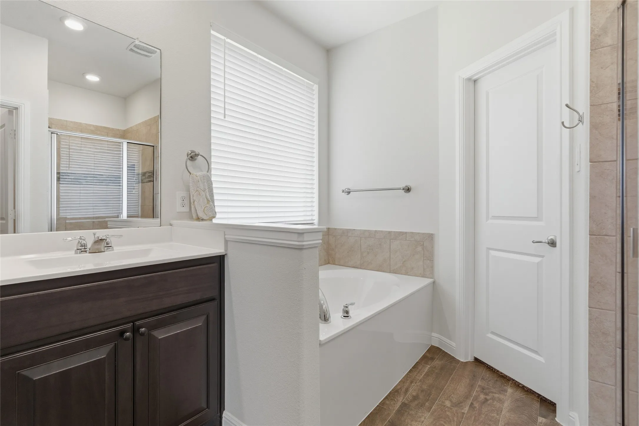 Single Family Residence For Sale in Denton County , 3212 Camden Creek Road, Krum, Texas 76249, 4 Bedroom, 2 Bathroom, 2 Garage spaces, 2,030 Sqft, built in 2020, mls#21261165, Real Estate Agent in Krum, Homes For Sale in Denton county, Homes For Sale in Krum, Realtor in Krum Texas, Real Estate Brokerage Independent Realty Texas, Luminita Cordes Realtor