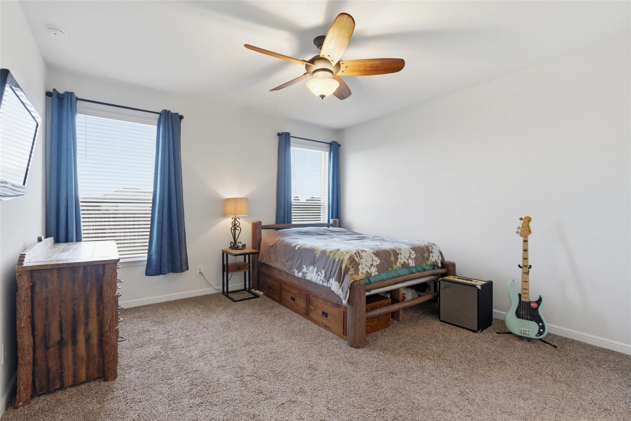 Single Family Residence For Sale in Denton County , 3212 Camden Creek Road, Krum, Texas 76249, 4 Bedroom, 2 Bathroom, 2 Garage spaces, 2,030 Sqft, built in 2020, mls#21261165, Real Estate Agent in Krum, Homes For Sale in Denton county, Homes For Sale in Krum, Realtor in Krum Texas, Real Estate Brokerage Independent Realty Texas, Luminita Cordes Realtor