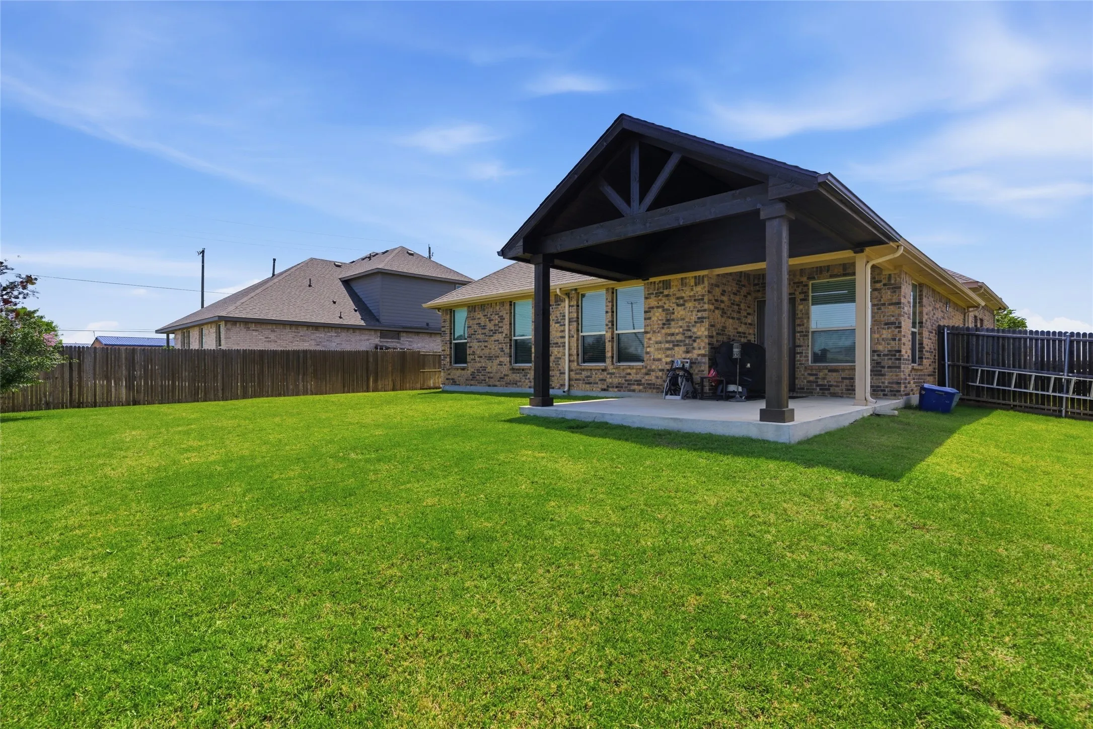 Single Family Residence For Sale in Denton County , 3212 Camden Creek Road, Krum, Texas 76249, 4 Bedroom, 2 Bathroom, 2 Garage spaces, 2,030 Sqft, built in 2020, mls#21261165, Real Estate Agent in Krum, Homes For Sale in Denton county, Homes For Sale in Krum, Realtor in Krum Texas, Real Estate Brokerage Independent Realty Texas, Luminita Cordes Realtor