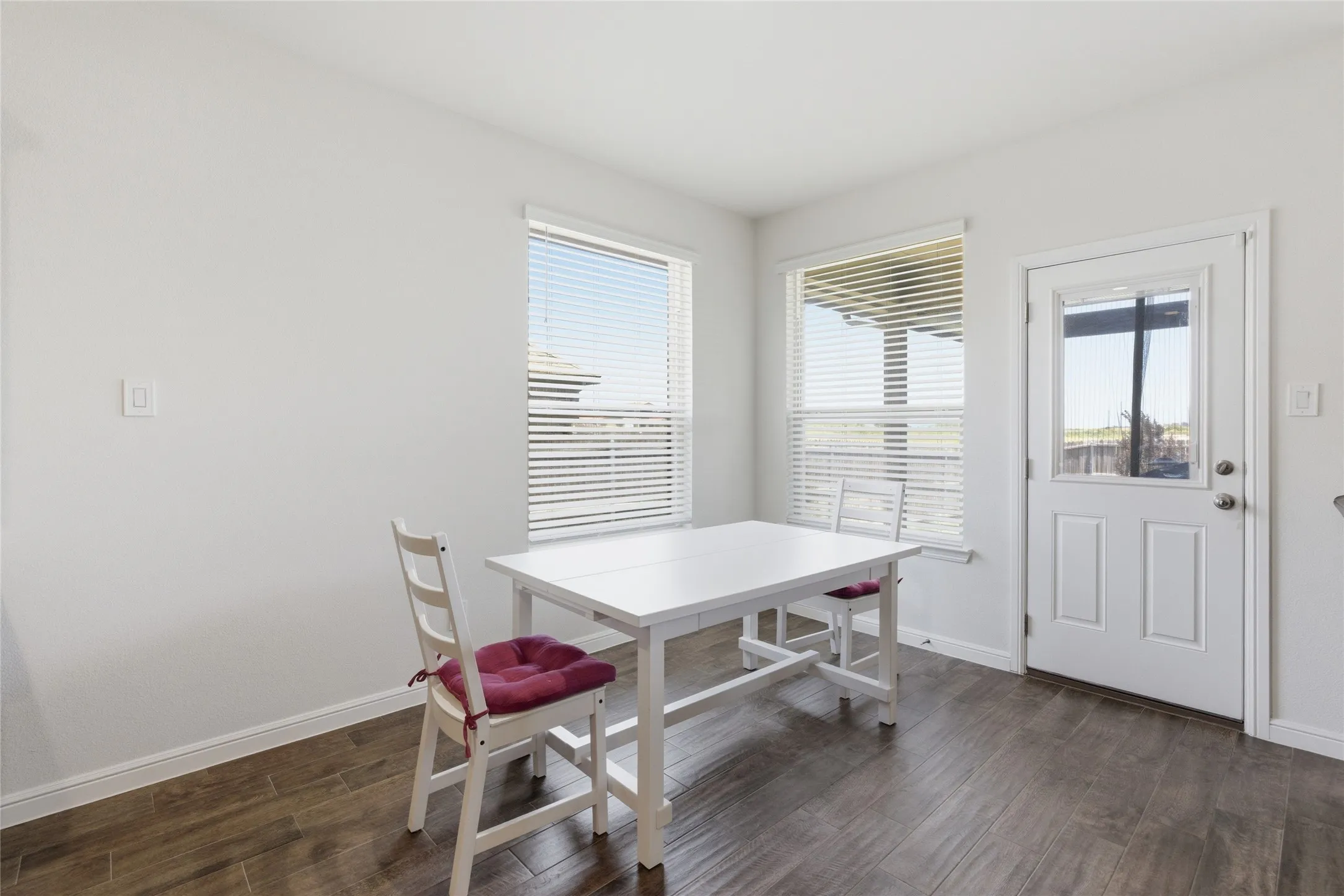 Single Family Residence For Sale in Denton County , 3212 Camden Creek Road, Krum, Texas 76249, 4 Bedroom, 2 Bathroom, 2 Garage spaces, 2,030 Sqft, built in 2020, mls#21261165, Real Estate Agent in Krum, Homes For Sale in Denton county, Homes For Sale in Krum, Realtor in Krum Texas, Real Estate Brokerage Independent Realty Texas, Luminita Cordes Realtor