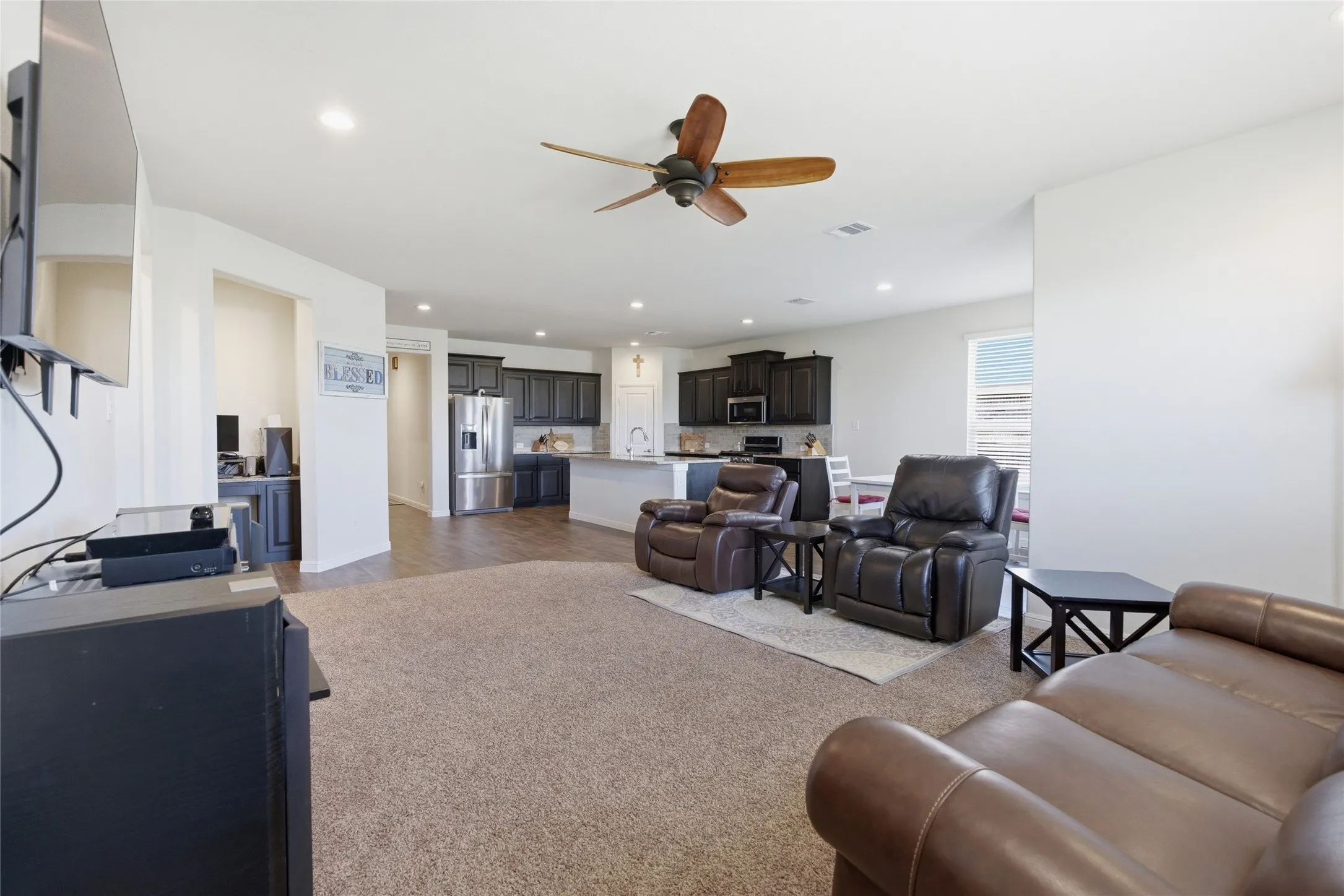 Single Family Residence For Sale in Denton County , 3212 Camden Creek Road, Krum, Texas 76249, 4 Bedroom, 2 Bathroom, 2 Garage spaces, 2,030 Sqft, built in 2020, mls#21261165, Real Estate Agent in Krum, Homes For Sale in Denton county, Homes For Sale in Krum, Realtor in Krum Texas, Real Estate Brokerage Independent Realty Texas, Luminita Cordes Realtor