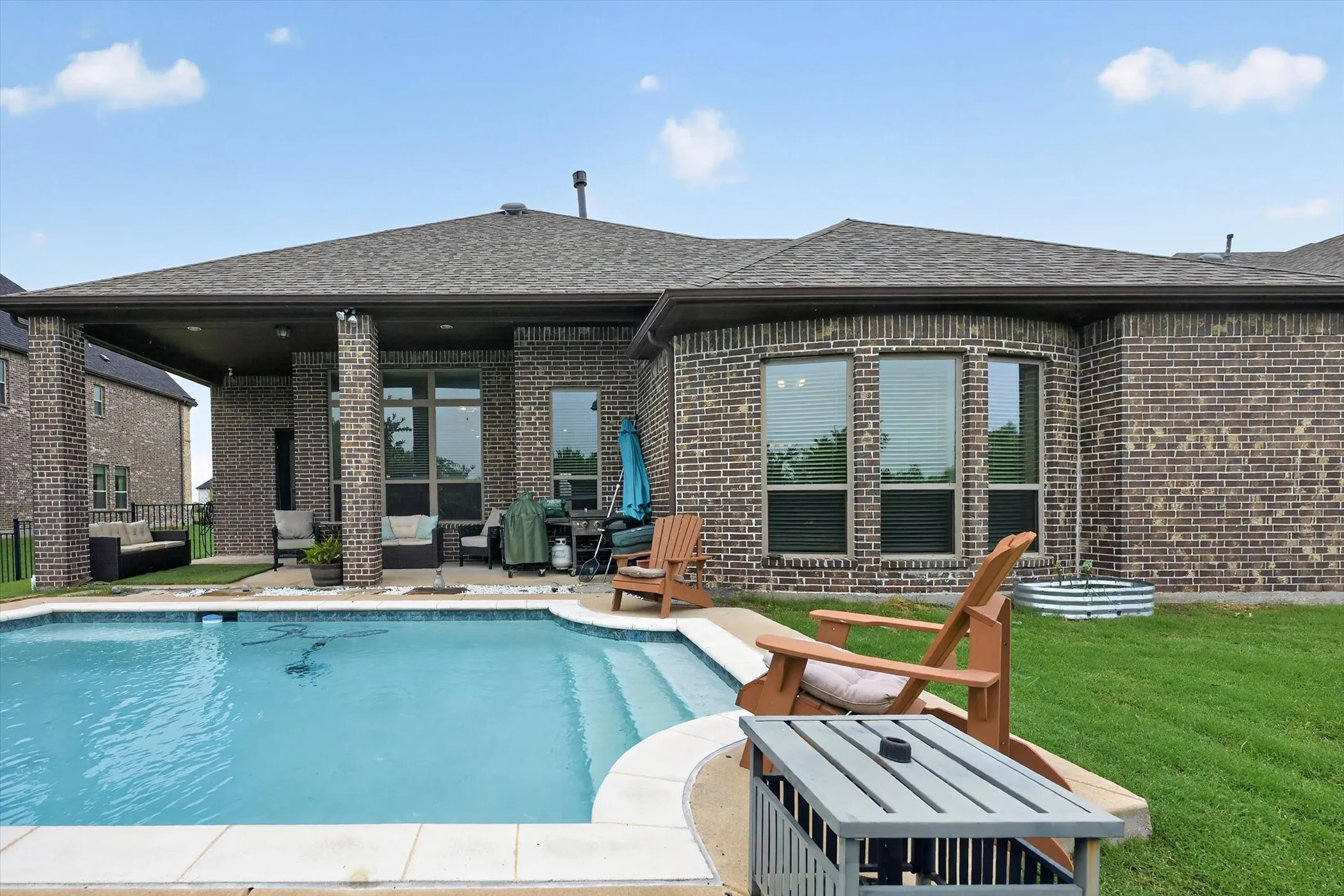 Single Family Residence For Sale in Grayson County , 1129 Stonebridge Pass, Gunter, Texas 75058, 5 Bedroom, 3 Bathroom, 2 Garage spaces, 2,934 Sqft, built in 2017, mls#21261170, Real Estate Agent in Gunter, Homes For Sale in Grayson county, Homes For Sale in Gunter, Realtor in Gunter Texas, Real Estate Brokerage Independent Realty Texas, Luminita Cordes Realtor
