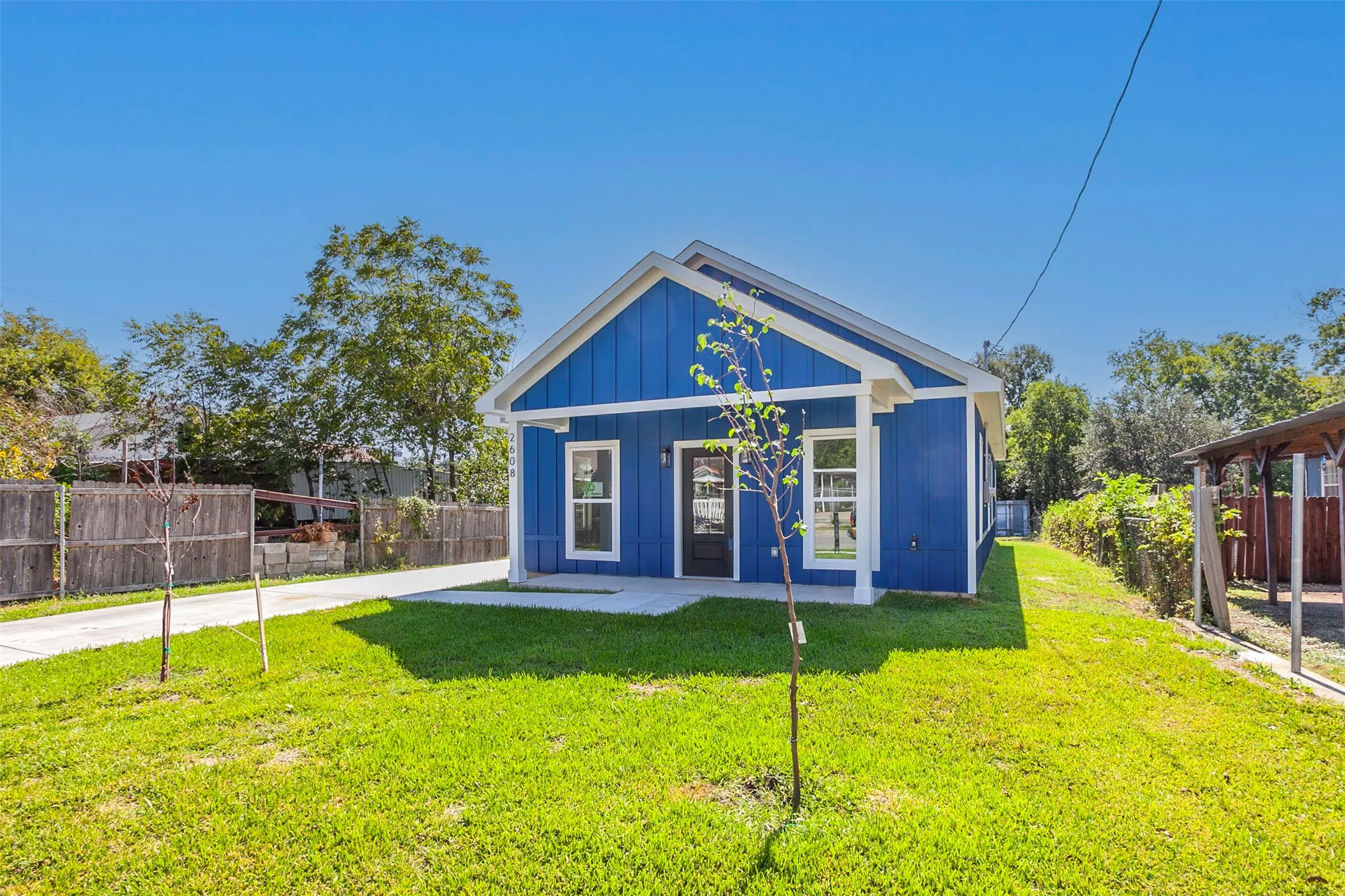 Single Family Residence For Sale in Mc Lennan County , 2608 Cleveland Avenue, Waco, Texas 76711, 3 Bedroom, 2 Bathroom, Garage spaces, 1,286 Sqft, built in 2024, New Construction - Complete, mls#21260146, Real Estate Agent in Waco, Homes For Sale in Mc Lennan county, Homes For Sale in Waco, Realtor in Waco Texas, Real Estate Brokerage Independent Realty Texas, Luminita Cordes Realtor