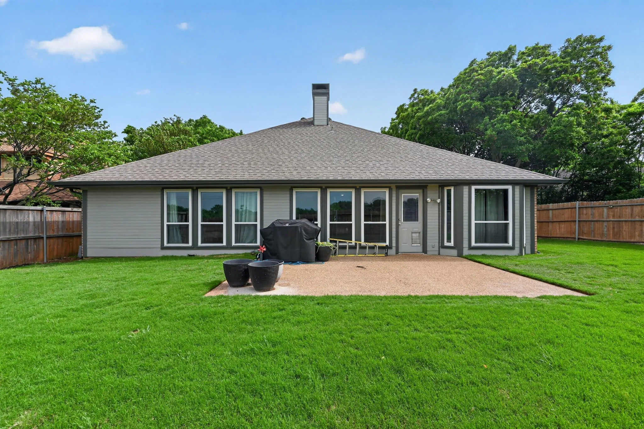 Single Family Residence For Sale in Denton County , 2365 Glen Ridge Drive, Highland Village, Texas 75077, 4 Bedroom, 3 Bathroom, 2 Garage spaces, 2,319 Sqft, built in 1990, mls#21258958, Real Estate Agent in Highland Village, Homes For Sale in Denton county, Homes For Sale in Highland Village, Realtor in Highland Village Texas, Real Estate Brokerage Independent Realty Texas, Luminita Cordes Realtor