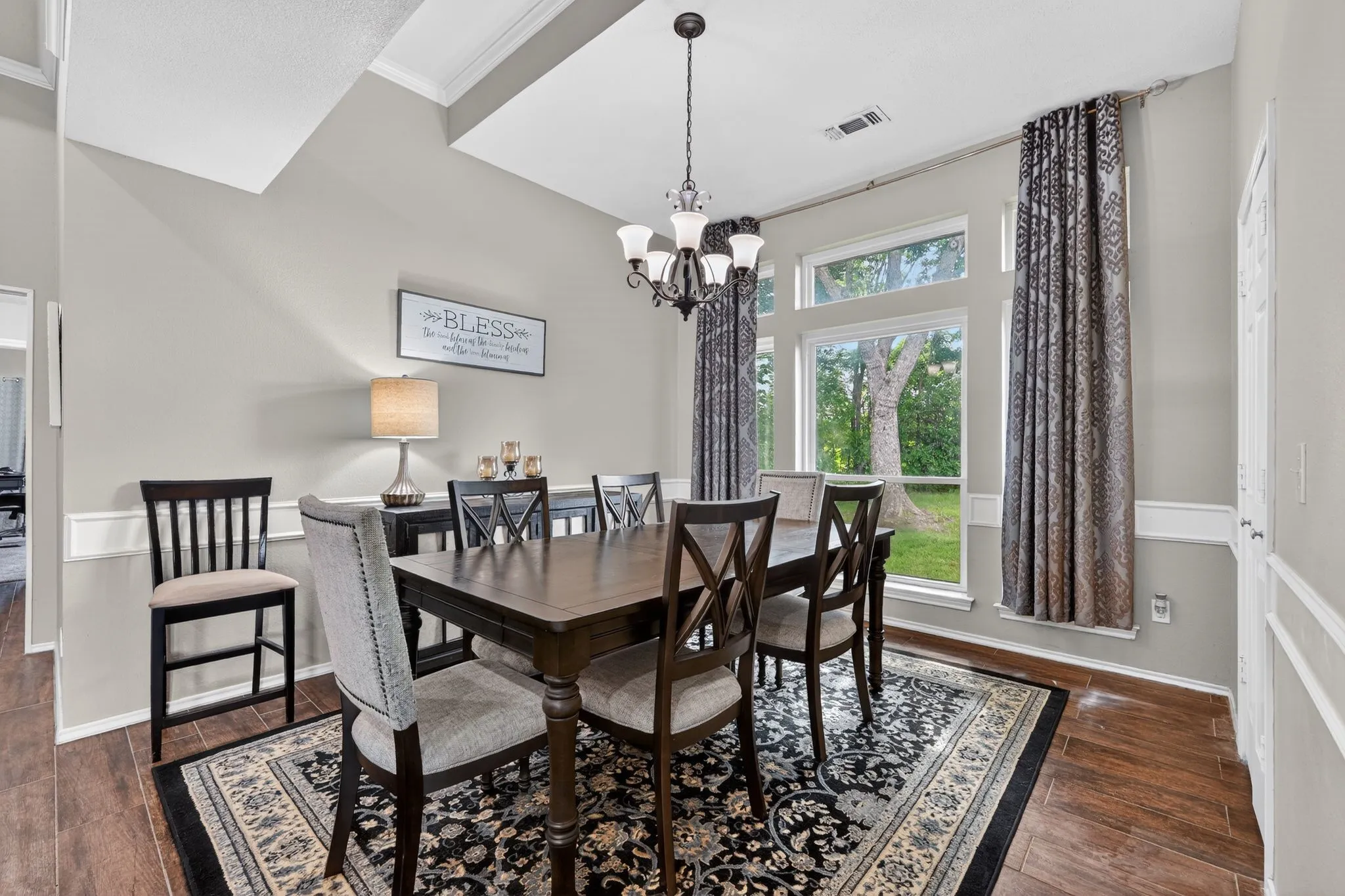 Single Family Residence For Sale in Denton County , 2365 Glen Ridge Drive, Highland Village, Texas 75077, 4 Bedroom, 3 Bathroom, 2 Garage spaces, 2,319 Sqft, built in 1990, mls#21258958, Real Estate Agent in Highland Village, Homes For Sale in Denton county, Homes For Sale in Highland Village, Realtor in Highland Village Texas, Real Estate Brokerage Independent Realty Texas, Luminita Cordes Realtor