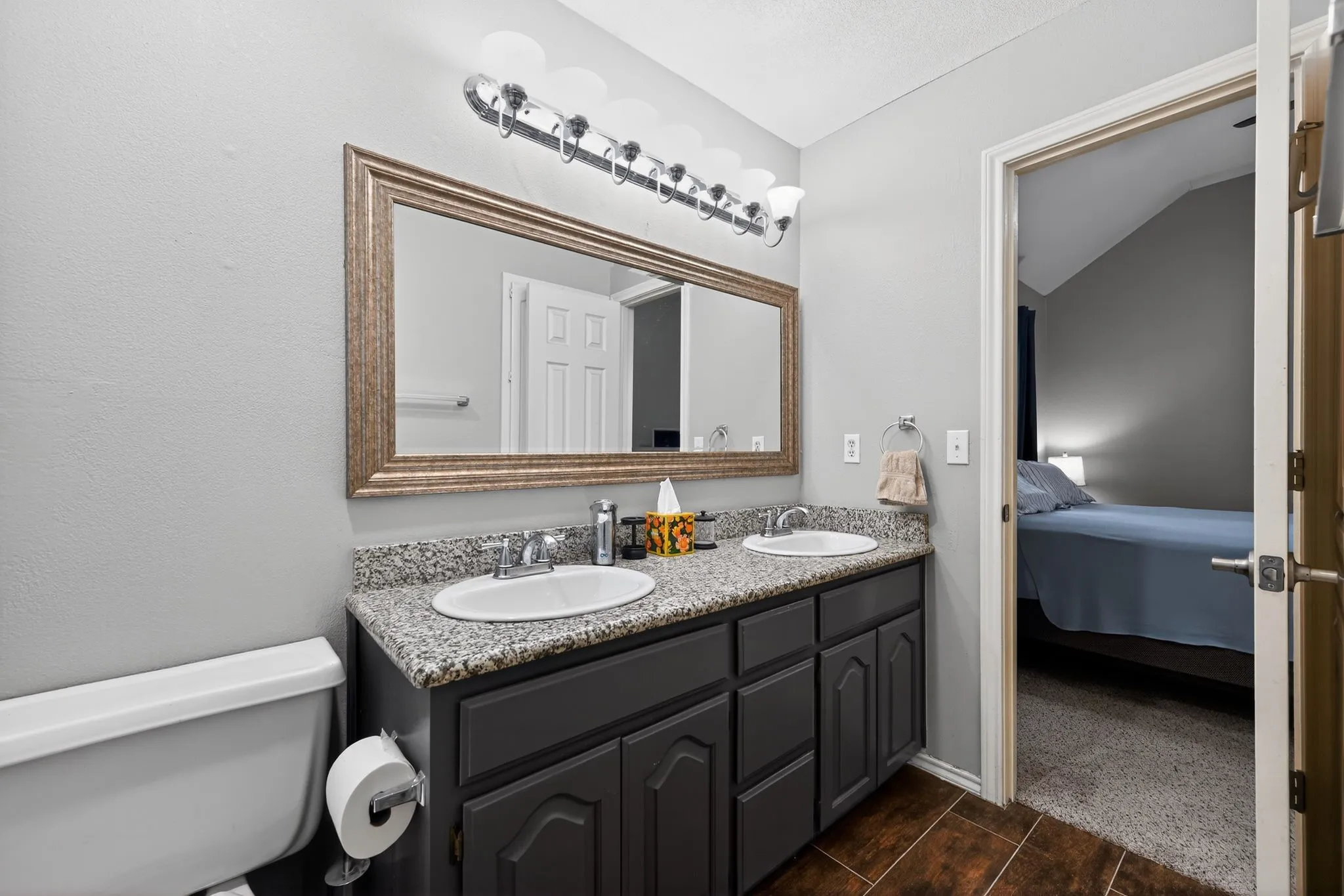 Single Family Residence For Sale in Denton County , 2365 Glen Ridge Drive, Highland Village, Texas 75077, 4 Bedroom, 3 Bathroom, 2 Garage spaces, 2,319 Sqft, built in 1990, mls#21258958, Real Estate Agent in Highland Village, Homes For Sale in Denton county, Homes For Sale in Highland Village, Realtor in Highland Village Texas, Real Estate Brokerage Independent Realty Texas, Luminita Cordes Realtor