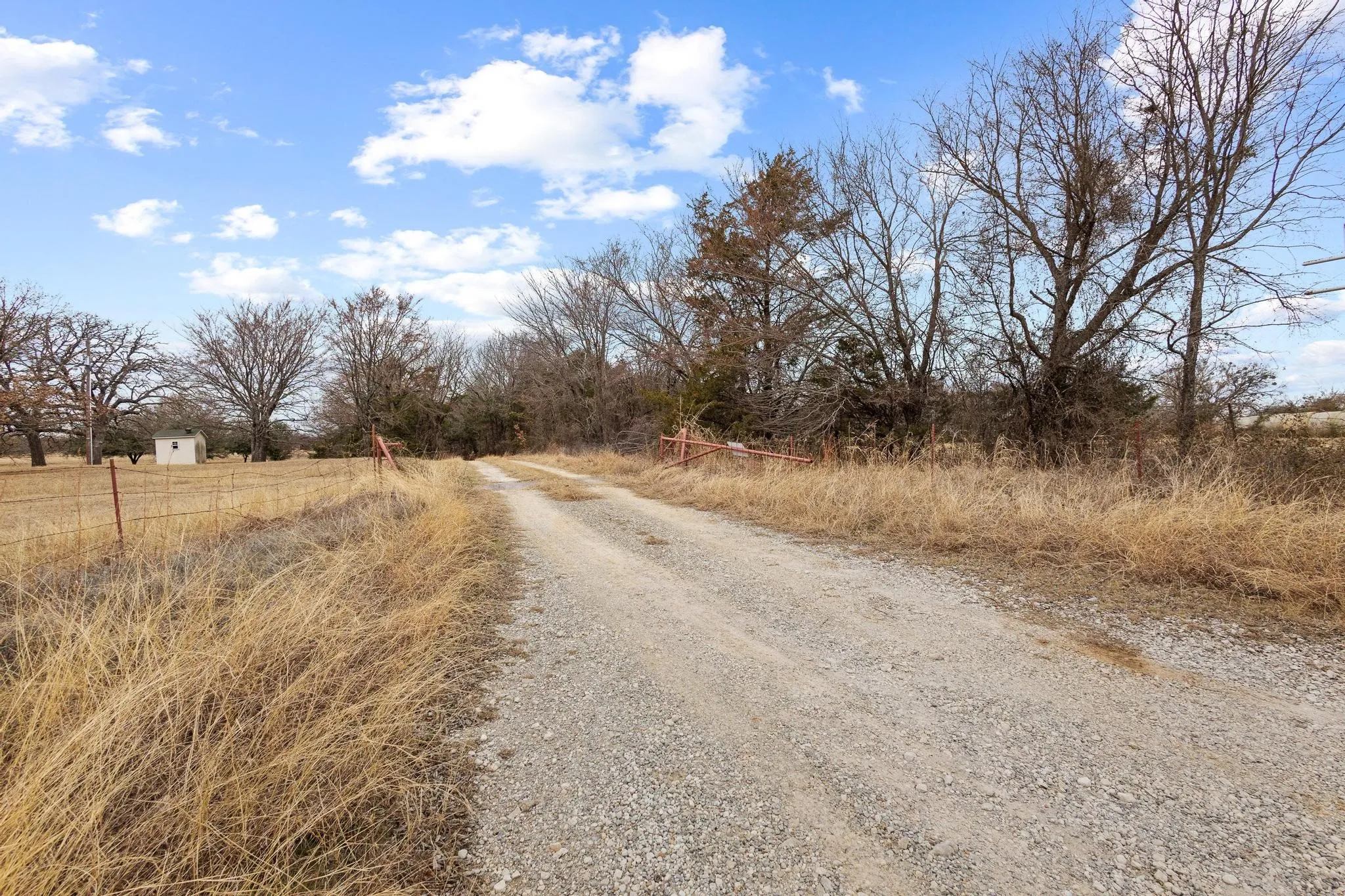 Unimproved Land For Sale in Grayson County , TBD Tract Two Cooks Corner Road, Pottsboro, Texas 75076, 0, 0, Garage spaces, 0 Sqft, built in 0, Price $600,000, mls#21261204, Real Estate Agent in Pottsboro, Homes For Sale in Grayson county, Homes For Sale in Pottsboro, Realtor in Pottsboro Texas, Real Estate Brokerage Independent Realty Texas, Luminita Cordes Realtor