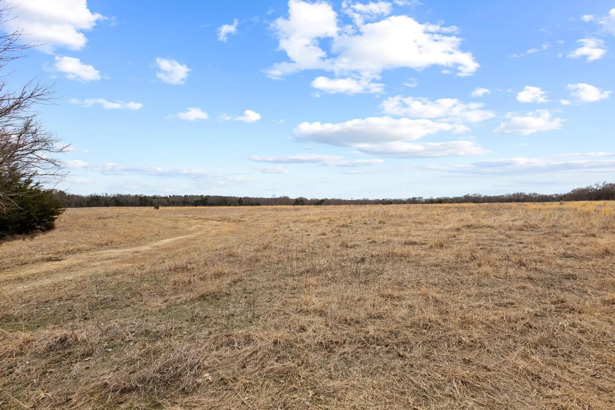 Unimproved Land For Sale in Grayson County , TBD Tract Two Cooks Corner Road, Pottsboro, Texas 75076, 0, 0, Garage spaces, 0 Sqft, built in 0, Price $600,000, mls#21261204, Real Estate Agent in Pottsboro, Homes For Sale in Grayson county, Homes For Sale in Pottsboro, Realtor in Pottsboro Texas, Real Estate Brokerage Independent Realty Texas, Luminita Cordes Realtor