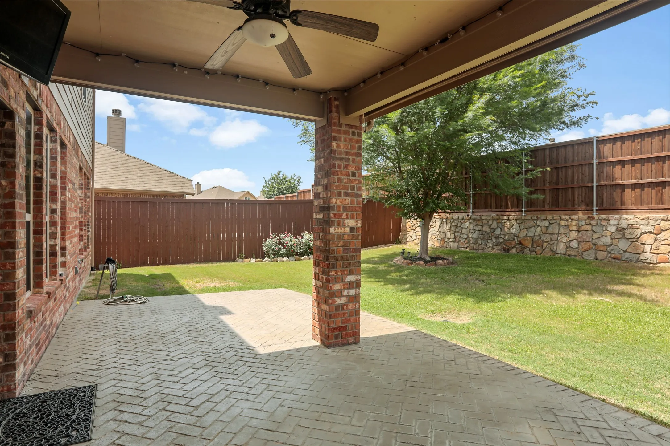 Single Family Residence For Sale in Collin County , 1005 Park Meadow Lane, Mc Kinney, Texas 75071, 4 Bedrooms, 4 Bathrooms, 2 Garage spaces, 2,705 Sqft, built in 2013, Preowned, Price $539,000, mls#21261203, Real Estate Agent in Mc Kinney, Homes For Sale in Collin county, Homes For Sale in Mc Kinney, Realtor in Mc Kinney Texas, Real Estate Brokerage Independent Realty Texas, Luminita Cordes Realtor