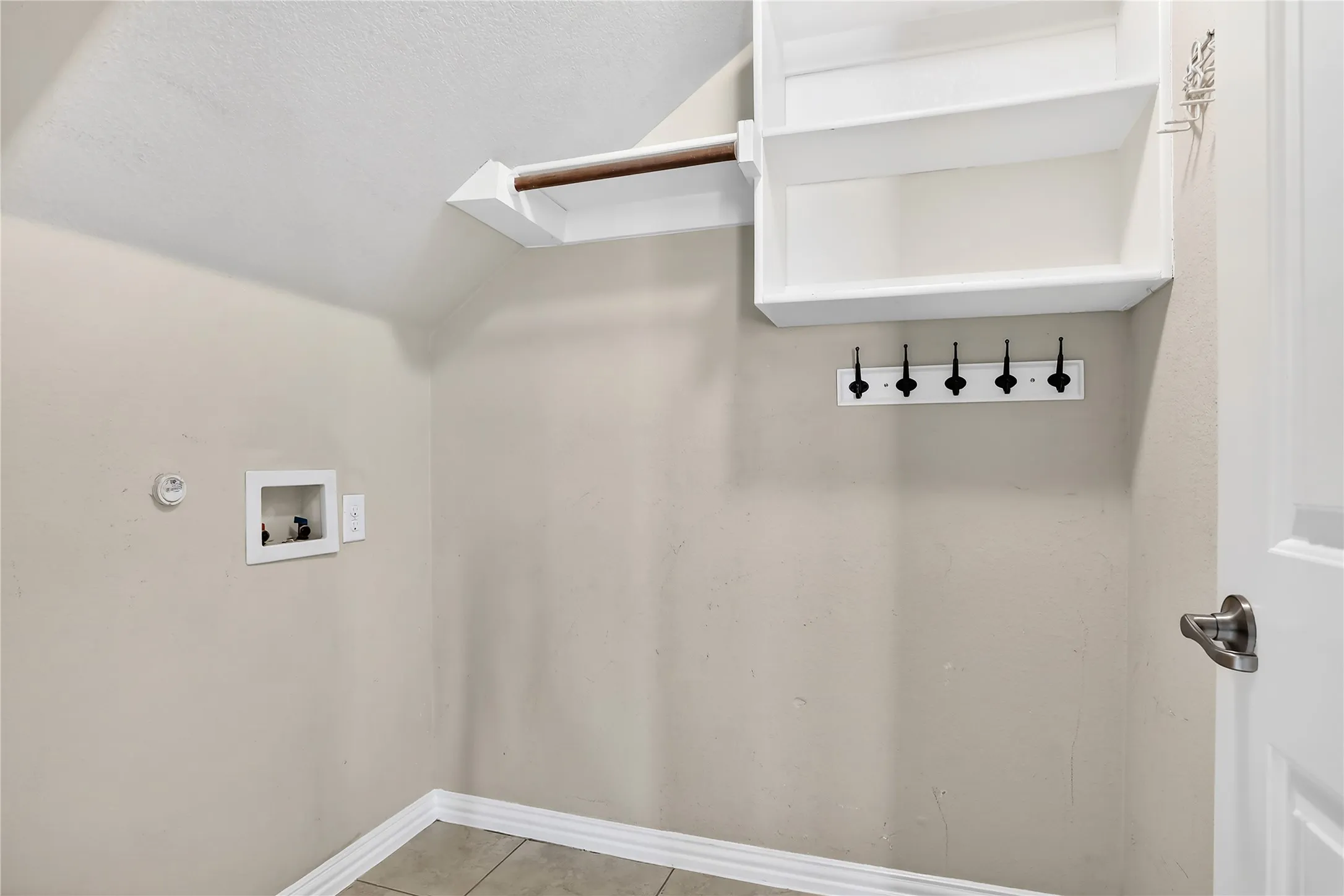 Single Family Residence For Sale in Collin County , 1005 Park Meadow Lane, Mc Kinney, Texas 75071, 4 Bedrooms, 4 Bathrooms, 2 Garage spaces, 2,705 Sqft, built in 2013, Preowned, Price $539,000, mls#21261203, Real Estate Agent in Mc Kinney, Homes For Sale in Collin county, Homes For Sale in Mc Kinney, Realtor in Mc Kinney Texas, Real Estate Brokerage Independent Realty Texas, Luminita Cordes Realtor