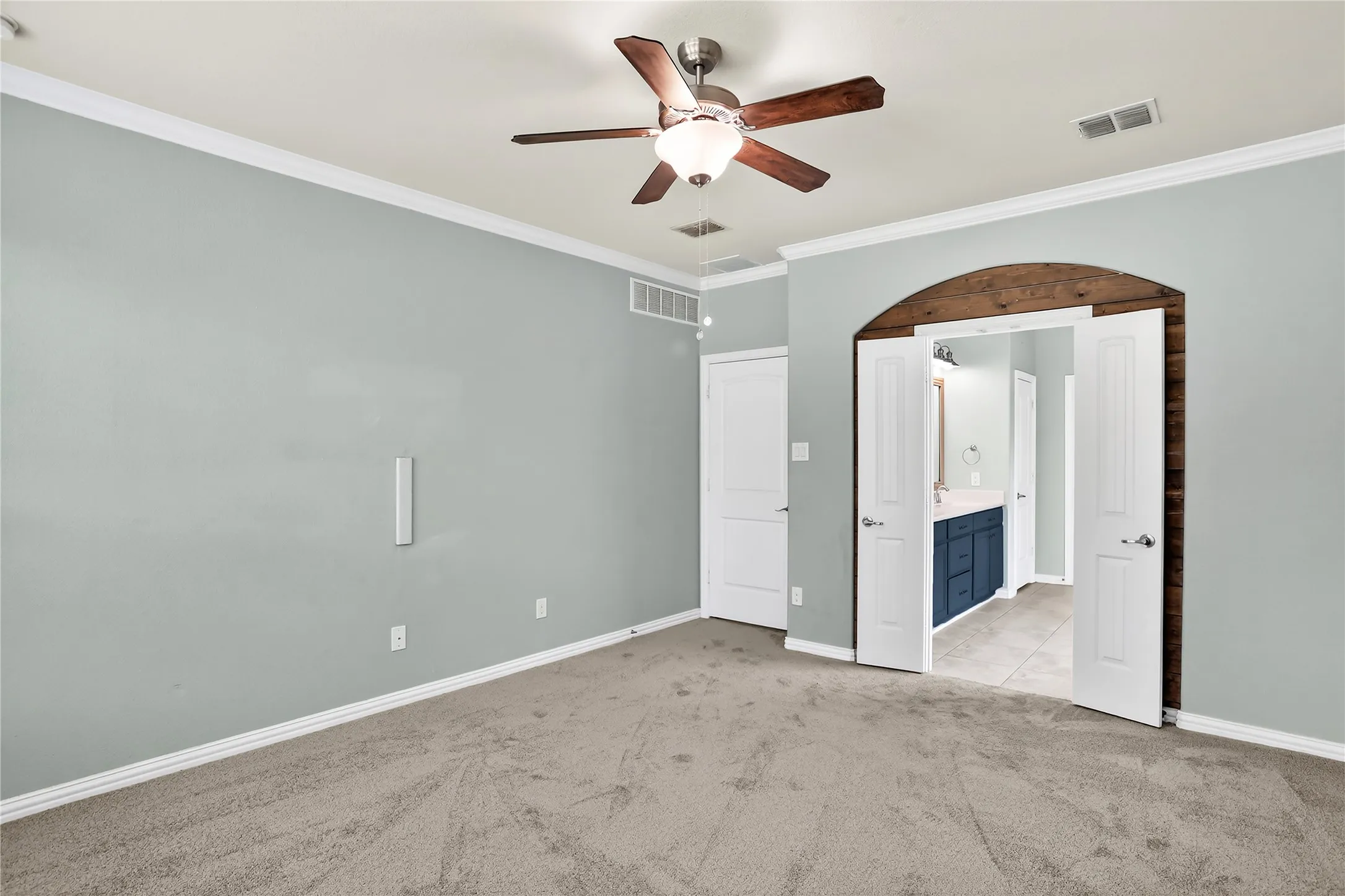 Single Family Residence For Sale in Collin County , 1005 Park Meadow Lane, Mc Kinney, Texas 75071, 4 Bedrooms, 4 Bathrooms, 2 Garage spaces, 2,705 Sqft, built in 2013, Preowned, Price $539,000, mls#21261203, Real Estate Agent in Mc Kinney, Homes For Sale in Collin county, Homes For Sale in Mc Kinney, Realtor in Mc Kinney Texas, Real Estate Brokerage Independent Realty Texas, Luminita Cordes Realtor