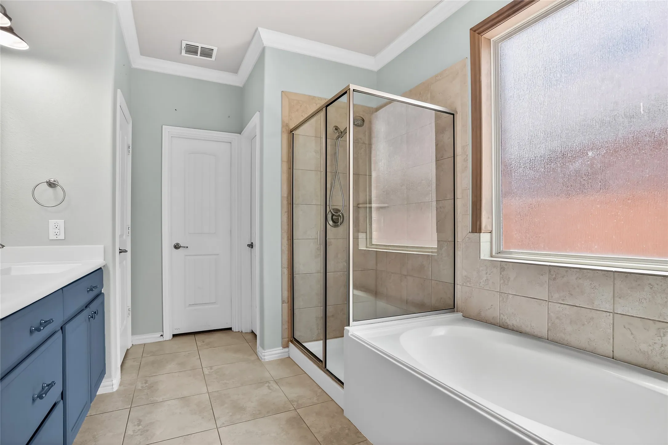 Single Family Residence For Sale in Collin County , 1005 Park Meadow Lane, Mc Kinney, Texas 75071, 4 Bedrooms, 4 Bathrooms, 2 Garage spaces, 2,705 Sqft, built in 2013, Preowned, Price $539,000, mls#21261203, Real Estate Agent in Mc Kinney, Homes For Sale in Collin county, Homes For Sale in Mc Kinney, Realtor in Mc Kinney Texas, Real Estate Brokerage Independent Realty Texas, Luminita Cordes Realtor