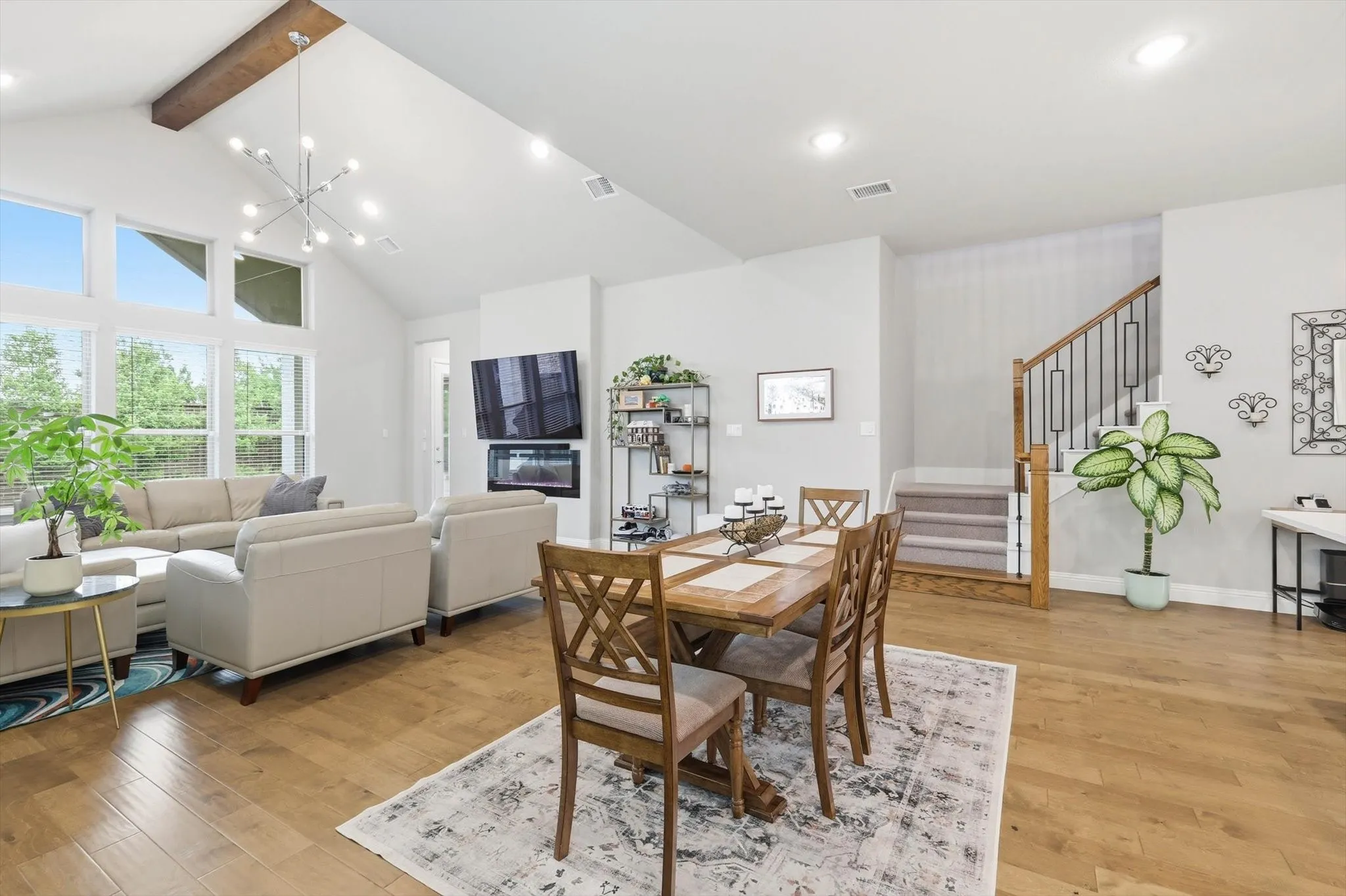 Open Concept Dining Area