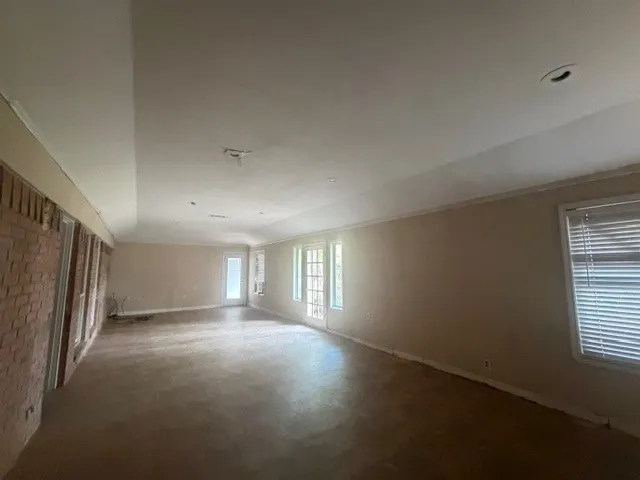 Back living area with FP