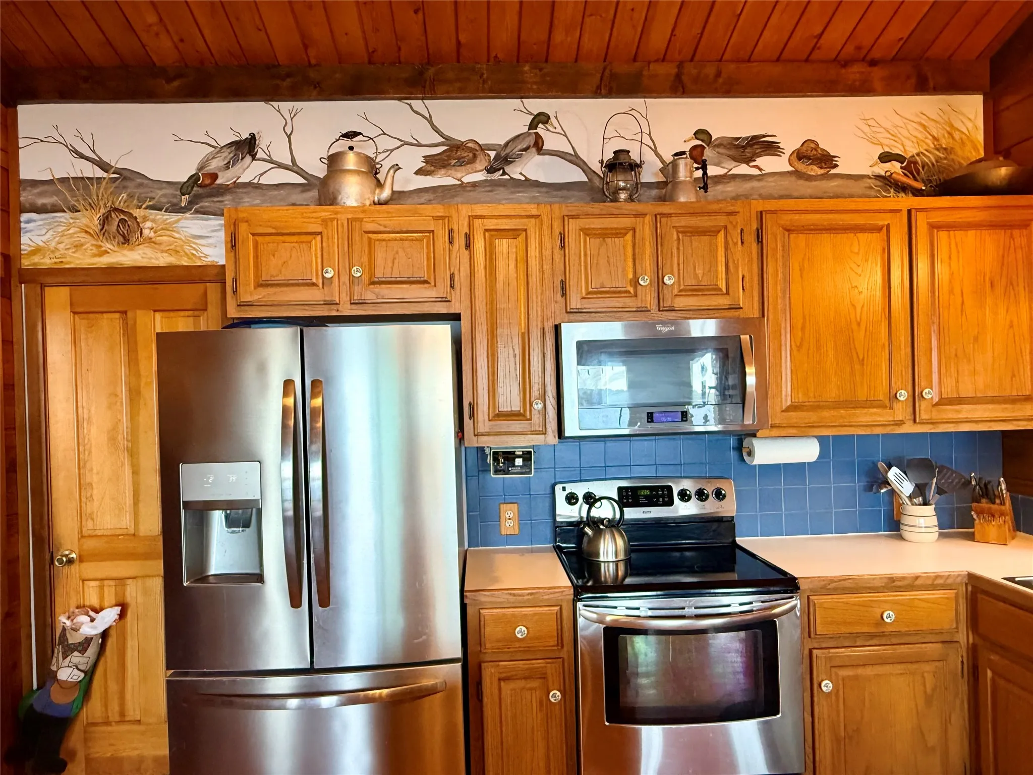 Single Family Residence For Sale in Franklin (TX) County , 101 King Joseph, Scroggins, Texas 75480, 2 Bedrooms, 2 Bathrooms, Garage spaces, 1,872 Sqft, built in 1986, Price $1,050,000, mls#21261303, Real Estate Agent in Scroggins, Homes For Sale in Franklin (TX) county, Homes For Sale in Scroggins, Realtor in Scroggins Texas, Real Estate Brokerage Independent Realty Texas, Luminita Cordes Realtor