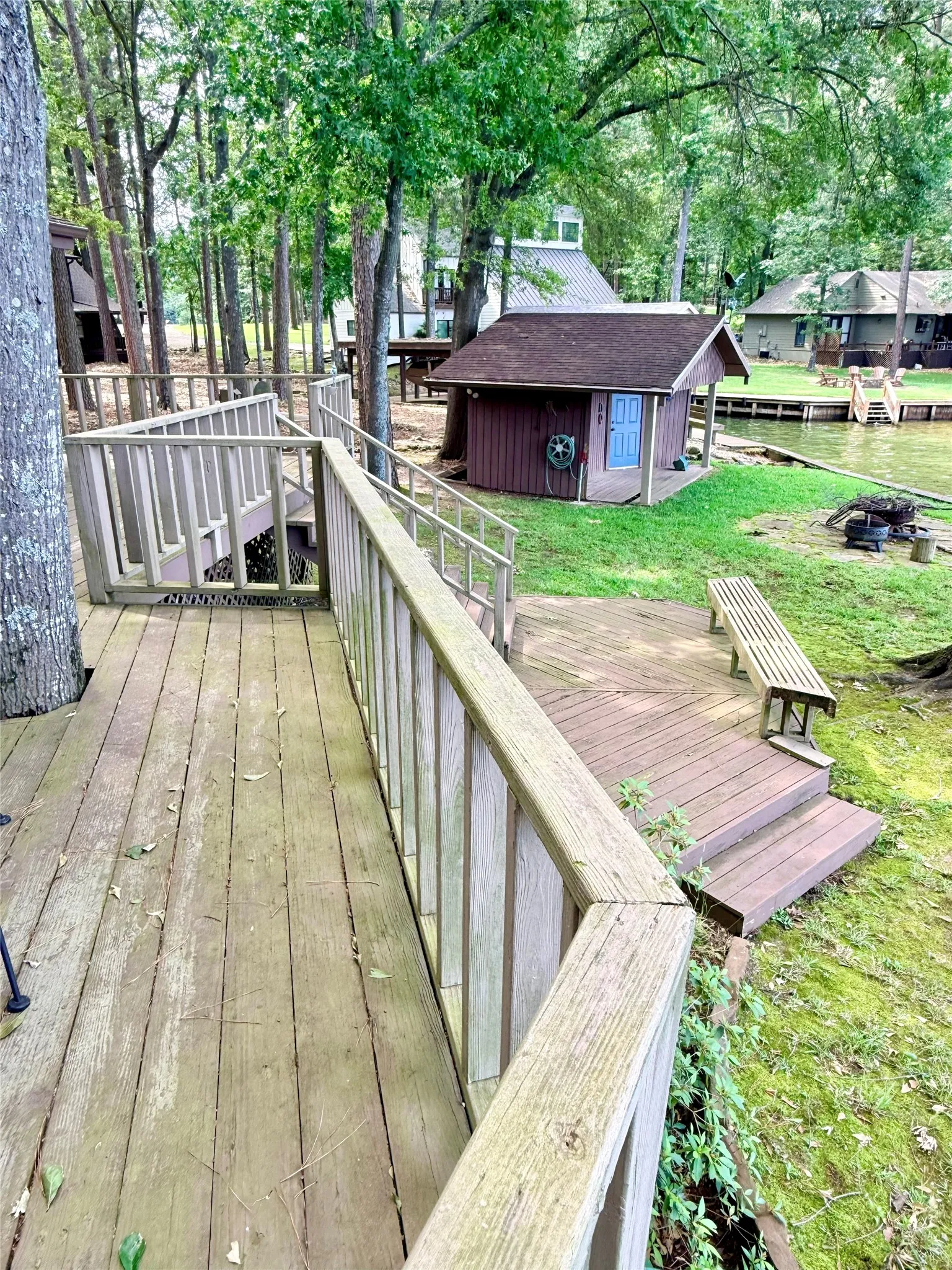 Single Family Residence For Sale in Franklin (TX) County , 101 King Joseph, Scroggins, Texas 75480, 2 Bedrooms, 2 Bathrooms, Garage spaces, 1,872 Sqft, built in 1986, Price $1,050,000, mls#21261303, Real Estate Agent in Scroggins, Homes For Sale in Franklin (TX) county, Homes For Sale in Scroggins, Realtor in Scroggins Texas, Real Estate Brokerage Independent Realty Texas, Luminita Cordes Realtor