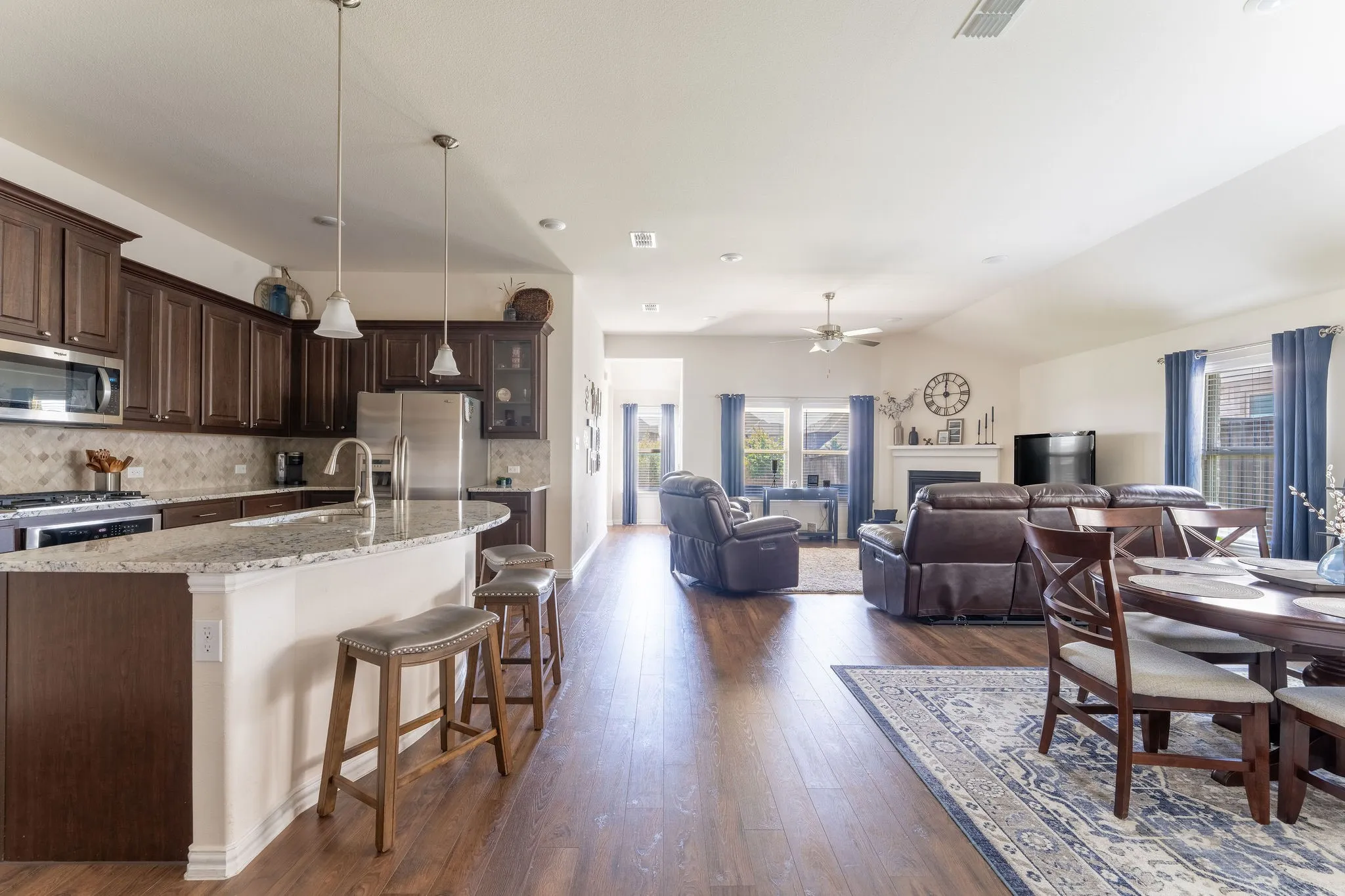 Single Family Residence For Sale in Tarrant County , 1233 Agape Drive, Haslet, Texas 76052, 3 Bedroom, 2 Bathroom, 2 Garage spaces, 1,879 Sqft, built in 2020, Preowned, mls#21261242, Real Estate Agent in Haslet, Homes For Sale in Tarrant county, Homes For Sale in Haslet, Realtor in Haslet Texas, Real Estate Brokerage Independent Realty Texas, Luminita Cordes Realtor