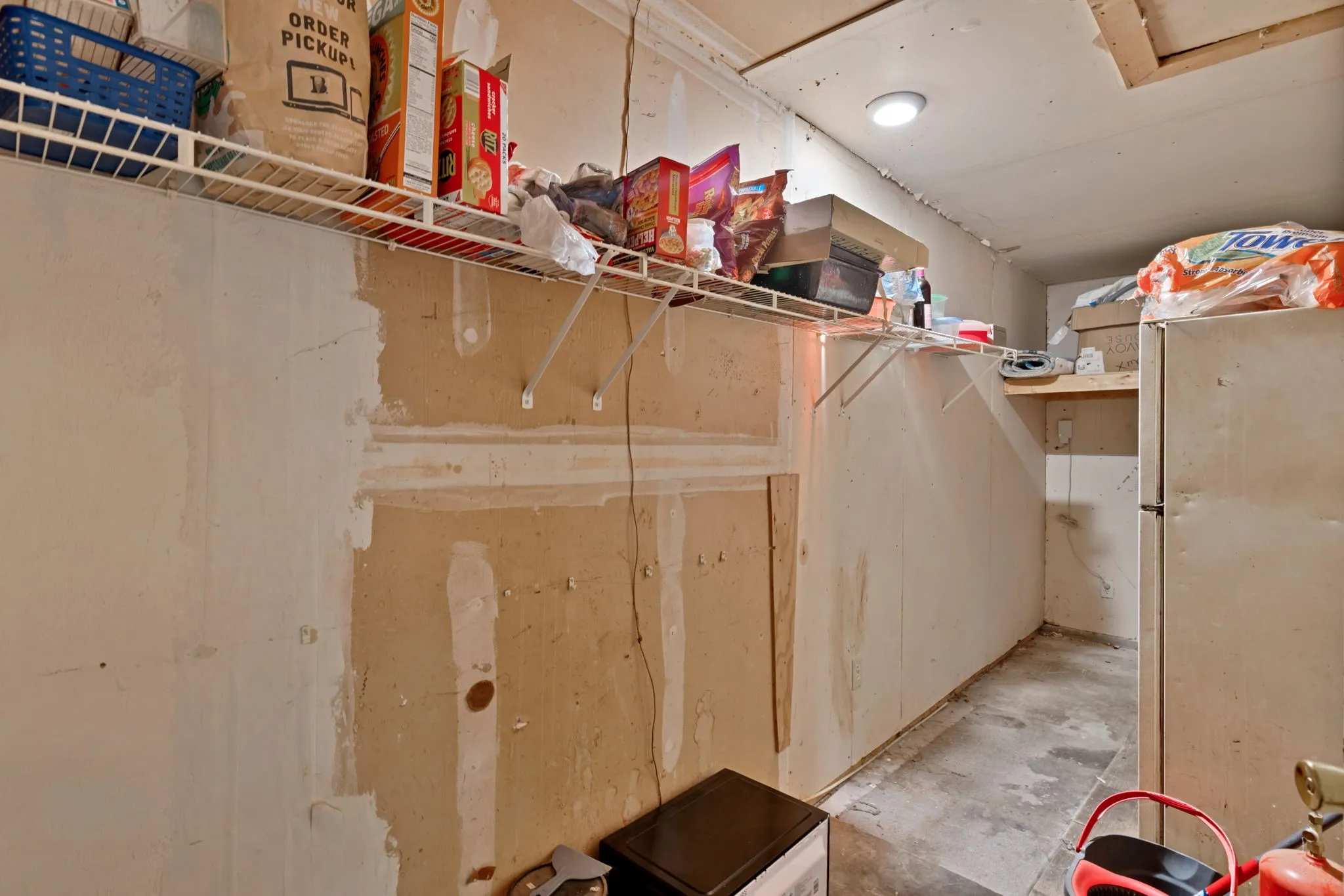 Single Family Residence For Sale in Denton County , 1125 Hillwood Drive, Lewisville, Texas 75067, 3 Bedrooms, 2 Bathrooms, Garage spaces, 1,678 Sqft, built in 1970, Price $259,000, mls#21257880, Real Estate Agent in Lewisville, Homes For Sale in Denton county, Homes For Sale in Lewisville, Realtor in Lewisville Texas, Real Estate Brokerage Independent Realty Texas, Luminita Cordes Realtor