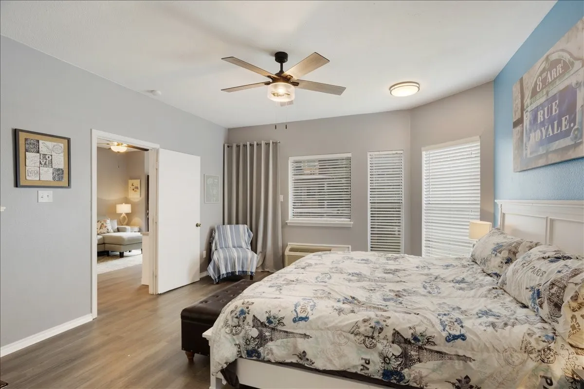 Condominium For Sale in Grayson County , 2164 Tanglewood Boulevard D212, Pottsboro, Texas 75076, 2 Bedroom, 2 Bathroom, Garage spaces, 957 Sqft, built in 1985, Preowned, mls#21258873, Real Estate Agent in Pottsboro, Homes For Sale in Grayson county, Homes For Sale in Pottsboro, Realtor in Pottsboro Texas, Real Estate Brokerage Independent Realty Texas, Luminita Cordes Realtor