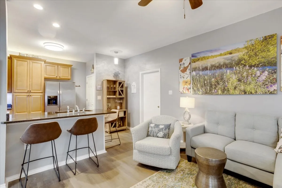 Condominium For Sale in Grayson County , 2164 Tanglewood Boulevard D212, Pottsboro, Texas 75076, 2 Bedroom, 2 Bathroom, Garage spaces, 957 Sqft, built in 1985, Preowned, mls#21258873, Real Estate Agent in Pottsboro, Homes For Sale in Grayson county, Homes For Sale in Pottsboro, Realtor in Pottsboro Texas, Real Estate Brokerage Independent Realty Texas, Luminita Cordes Realtor