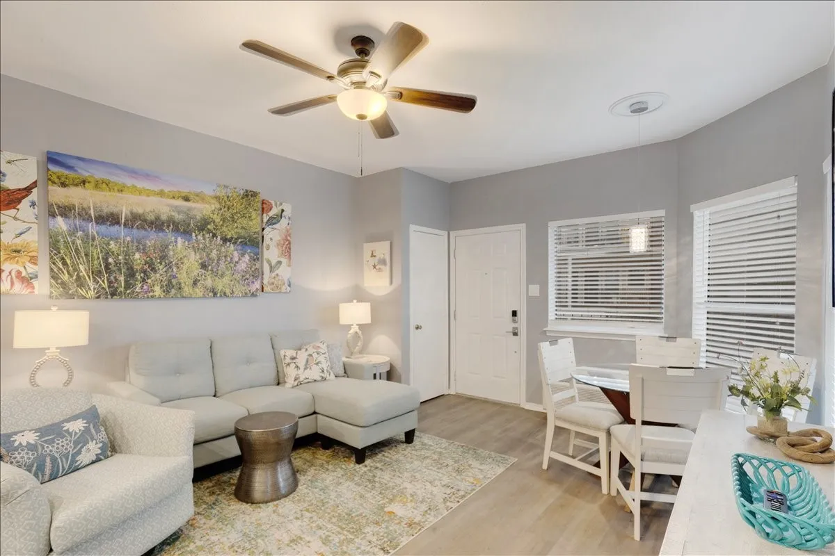 Condominium For Sale in Grayson County , 2164 Tanglewood Boulevard D212, Pottsboro, Texas 75076, 2 Bedroom, 2 Bathroom, Garage spaces, 957 Sqft, built in 1985, Preowned, mls#21258873, Real Estate Agent in Pottsboro, Homes For Sale in Grayson county, Homes For Sale in Pottsboro, Realtor in Pottsboro Texas, Real Estate Brokerage Independent Realty Texas, Luminita Cordes Realtor