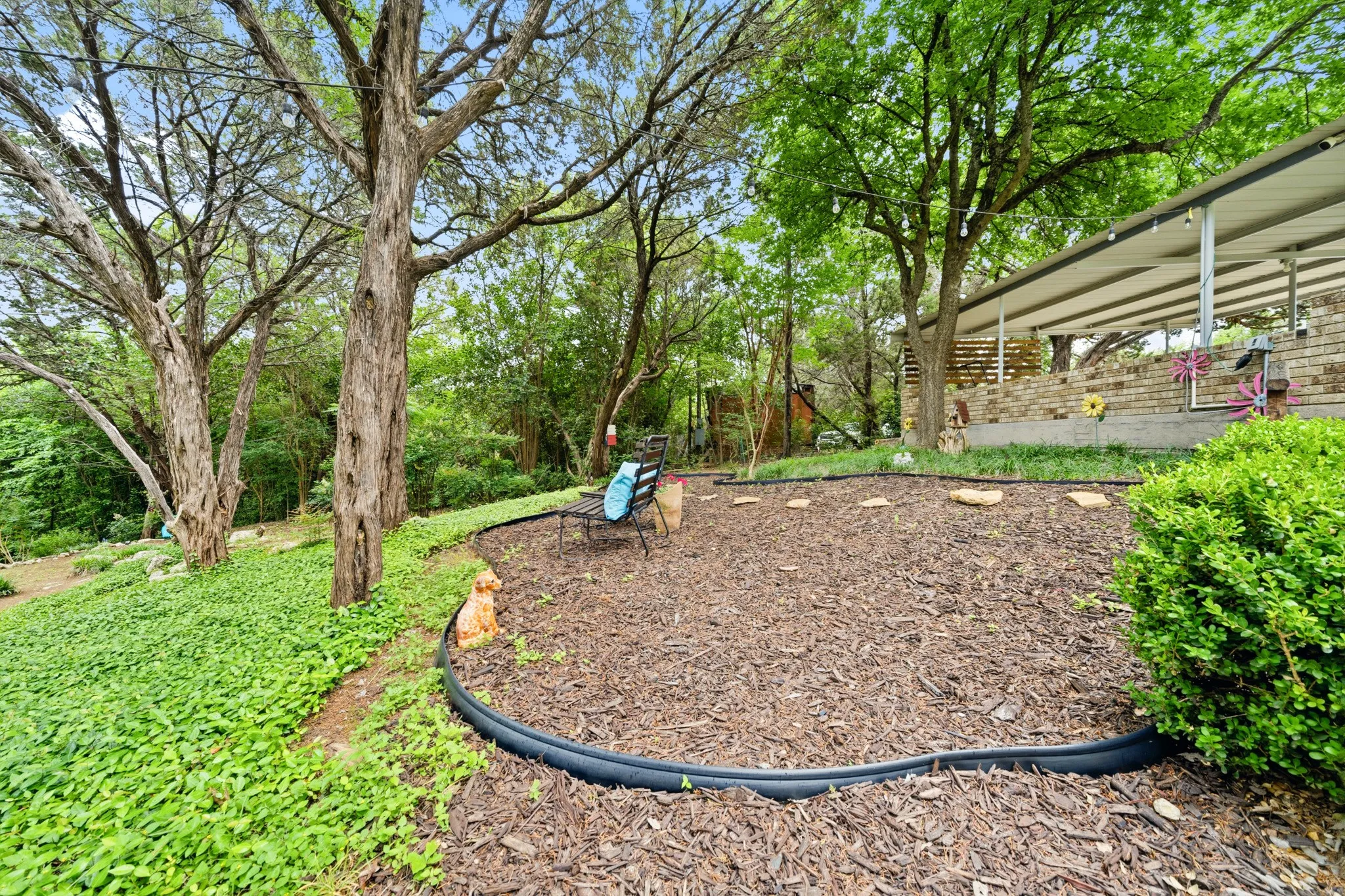 Single Family Residence For Sale in Hill County , 172 Giant Cedar Trail, Whitney, Texas 76692, 5 Bedrooms, 3 Bathrooms, Garage spaces, 2,351 Sqft, built in 1984, Price $319,000, mls#21261391, Real Estate Agent in Whitney, Homes For Sale in Hill county, Homes For Sale in Whitney, Realtor in Whitney Texas, Real Estate Brokerage Independent Realty Texas, Luminita Cordes Realtor