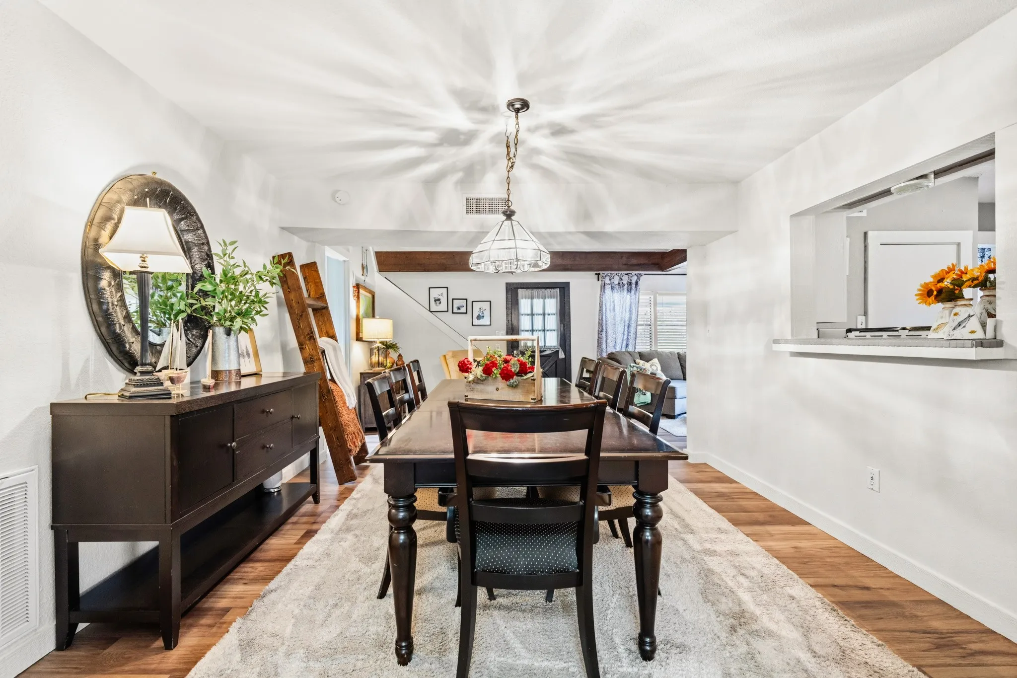 Single Family Residence For Sale in Hill County , 172 Giant Cedar Trail, Whitney, Texas 76692, 5 Bedrooms, 3 Bathrooms, Garage spaces, 2,351 Sqft, built in 1984, Price $319,000, mls#21261391, Real Estate Agent in Whitney, Homes For Sale in Hill county, Homes For Sale in Whitney, Realtor in Whitney Texas, Real Estate Brokerage Independent Realty Texas, Luminita Cordes Realtor