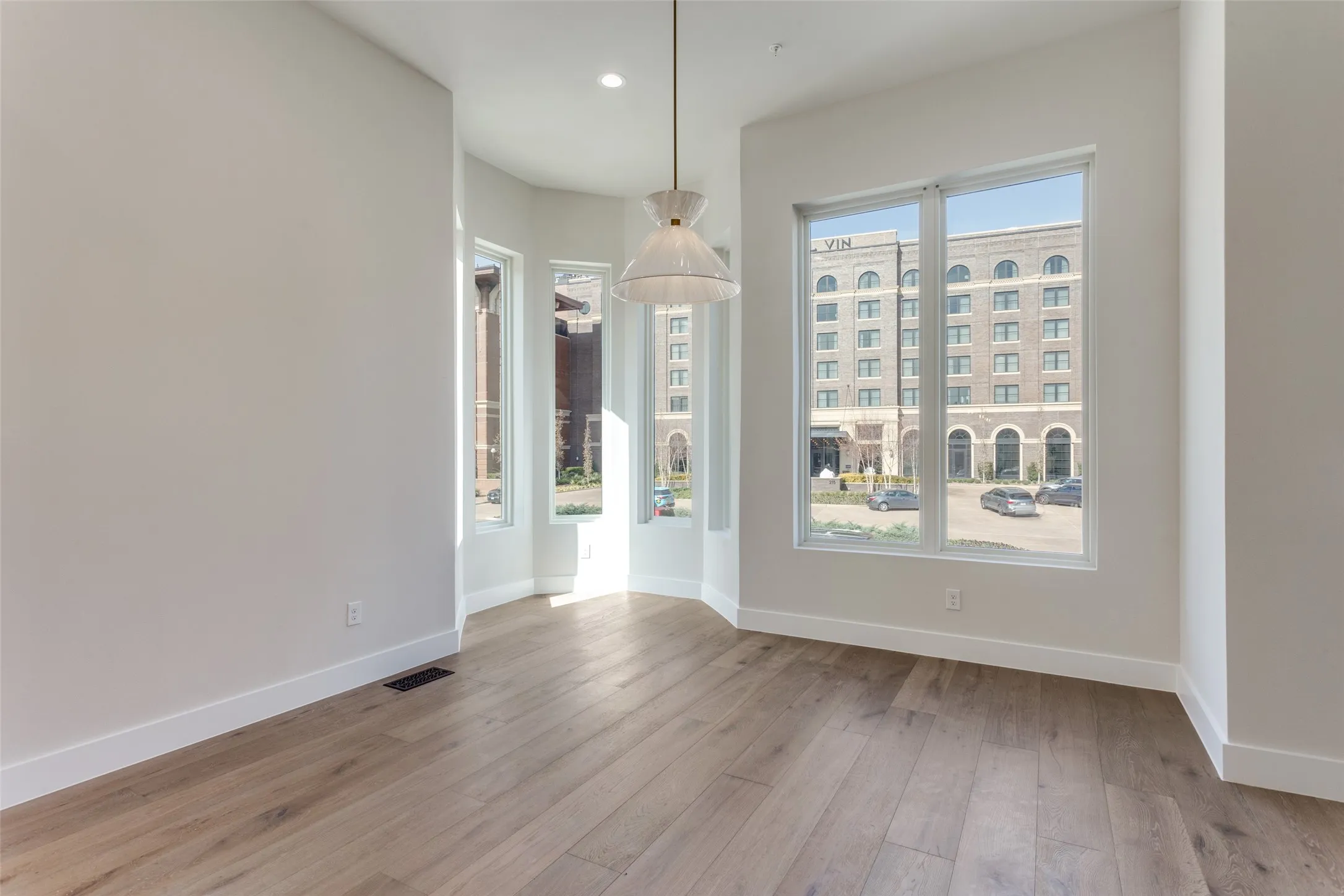 Beautiful dining with bay window and lots of light