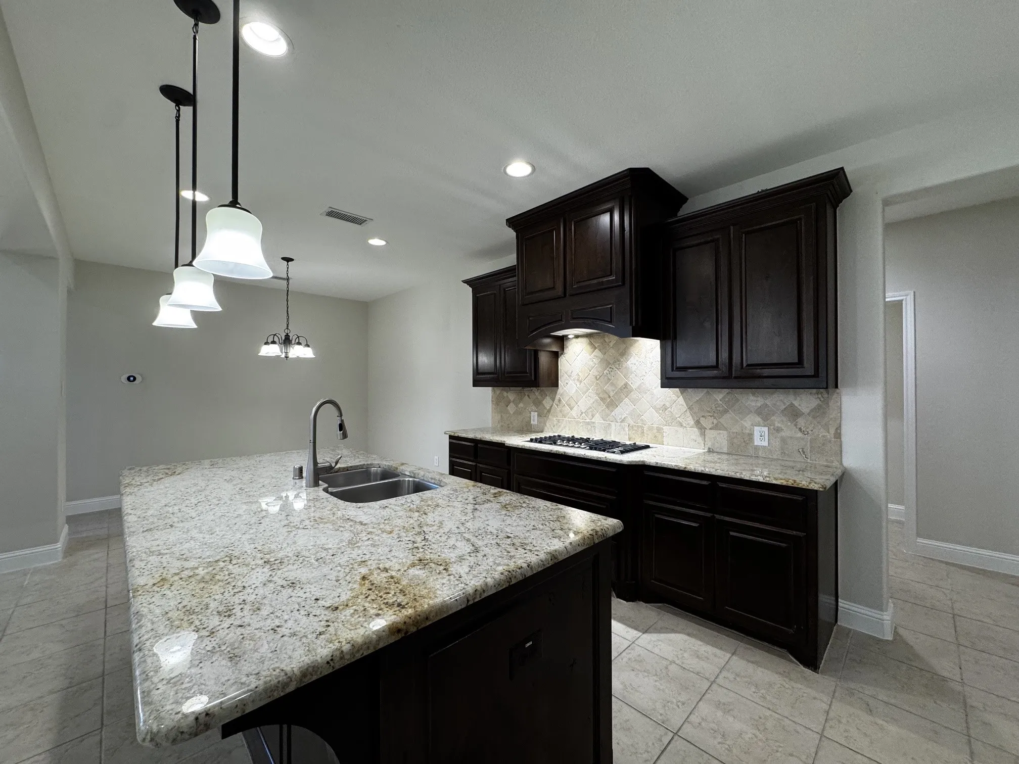 Single Family Residence For Rent in Collin County , 1481 Kirkwood Lane, Prosper, Texas 75078, 3 Bedroom, 4 Bathroom, 2 Garage spaces, 2,339 Sqft, built in 2012, mls#21259077, Real Estate Agent in Prosper, Homes For Rent in Collin county, Homes For Rent in Prosper, Realtor in Prosper Texas, Real Estate Brokerage Independent Realty Texas, Luminita Cordes Realtor